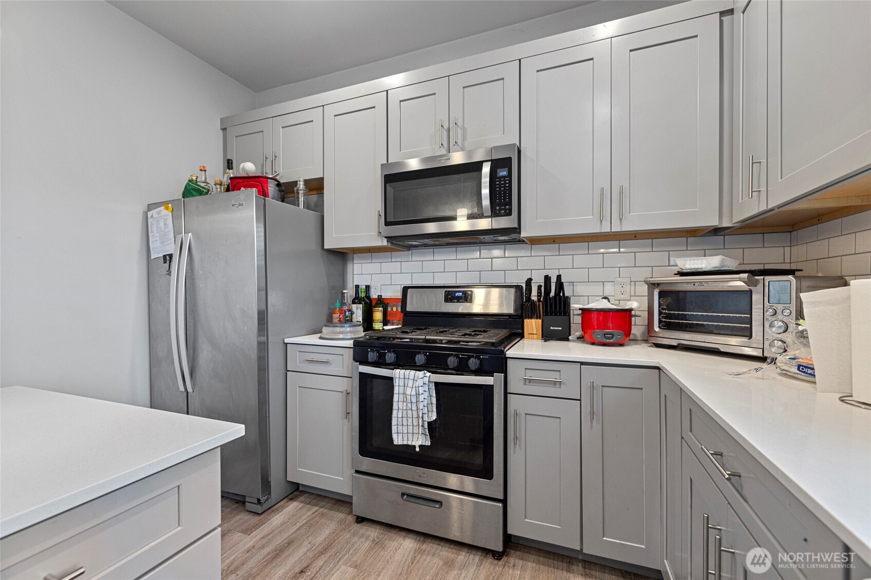 1400 E Whidbey Avenue