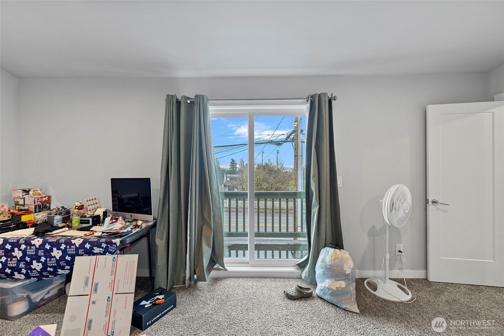 1400 E Whidbey Avenue