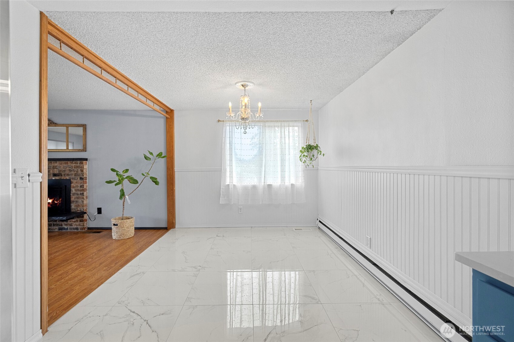 953 NW Illahee Drive