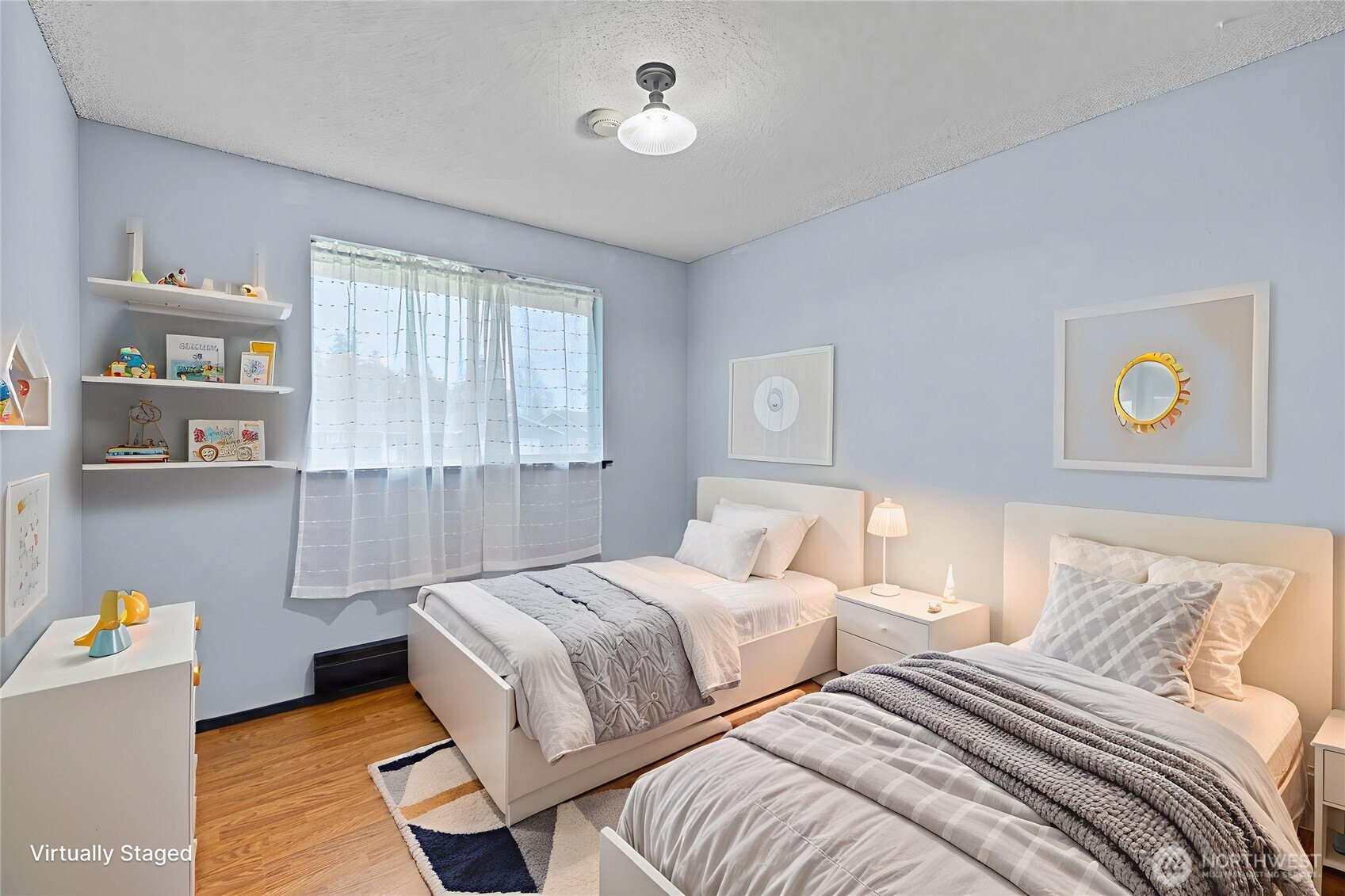 953 NW Illahee Drive