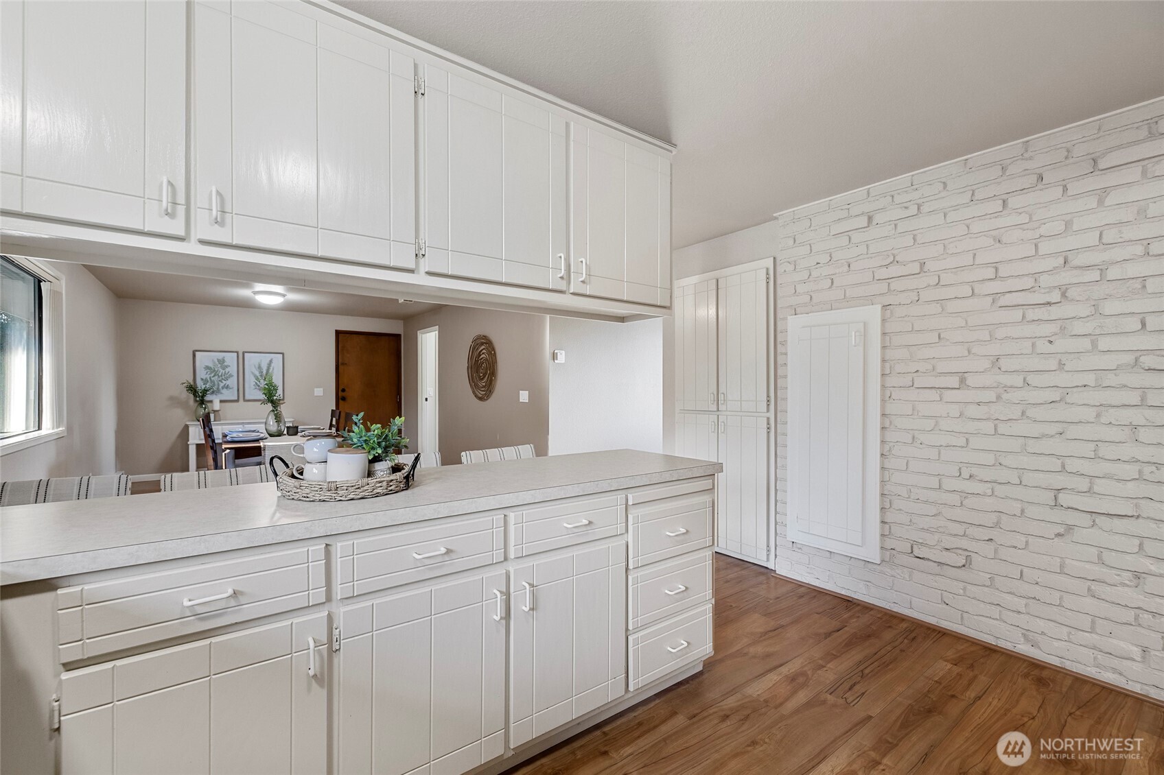 710 E Bay Front Lane