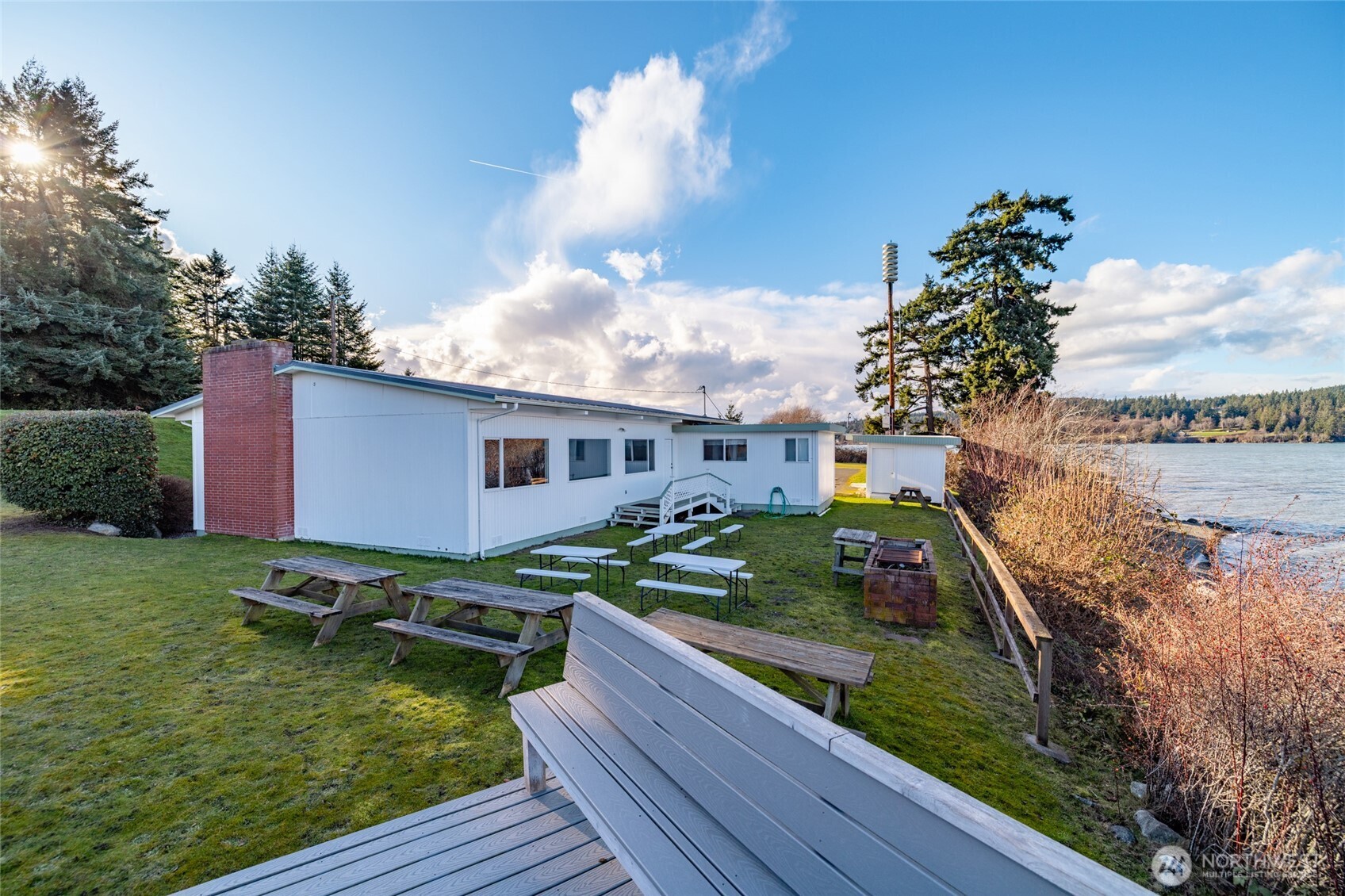 710 E Bay Front Lane