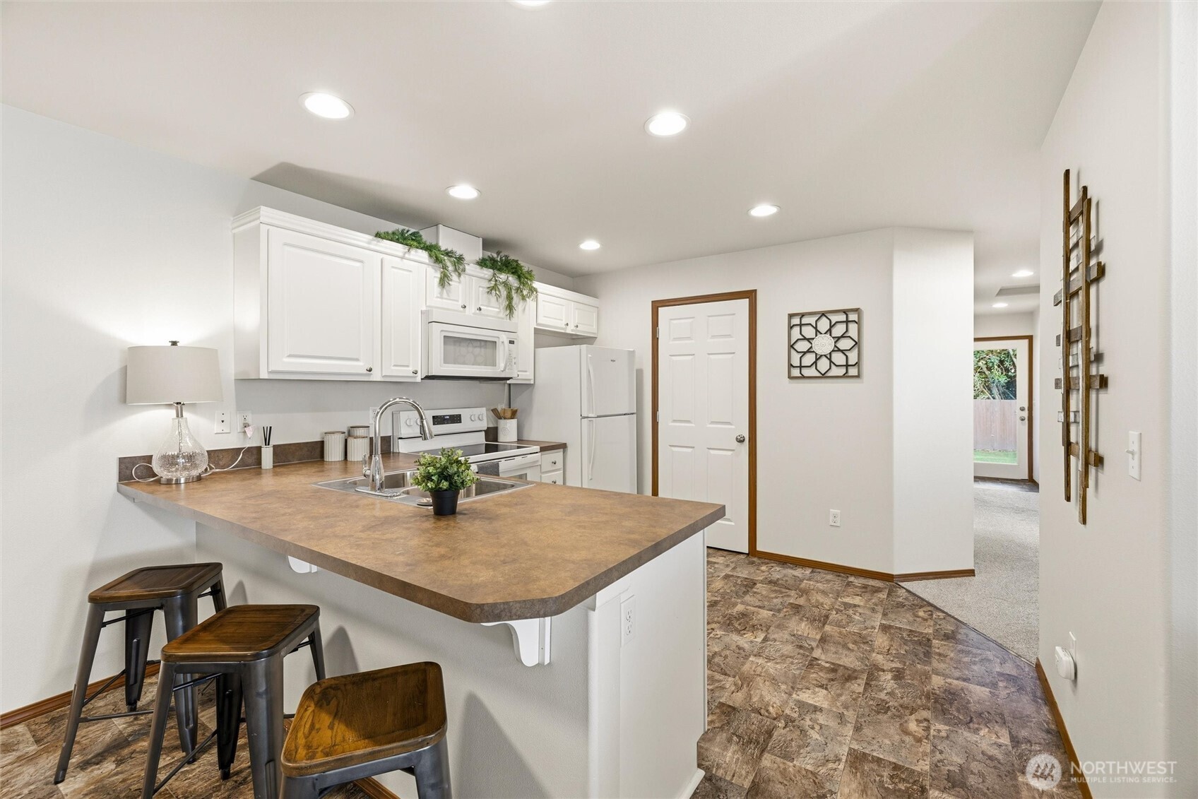 420 Oak Hill Lane