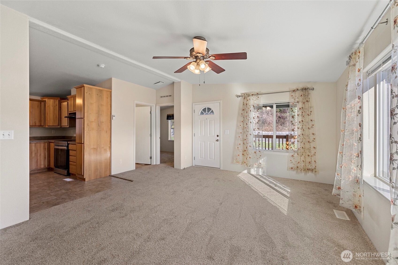 225 NE Ernst Street Unit: 73