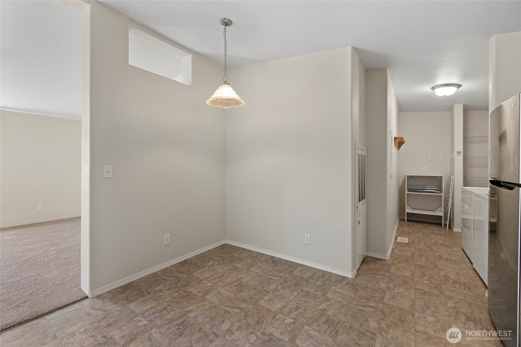 225 NE Ernst Street Unit: 73