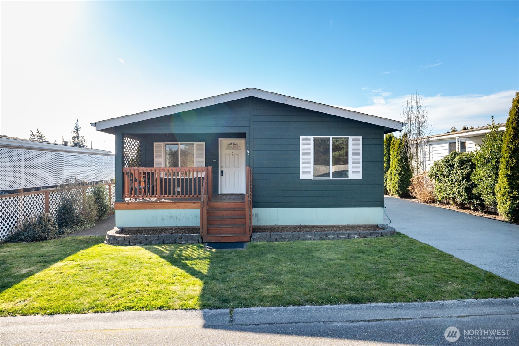 225 NE Ernst Street Unit: 73