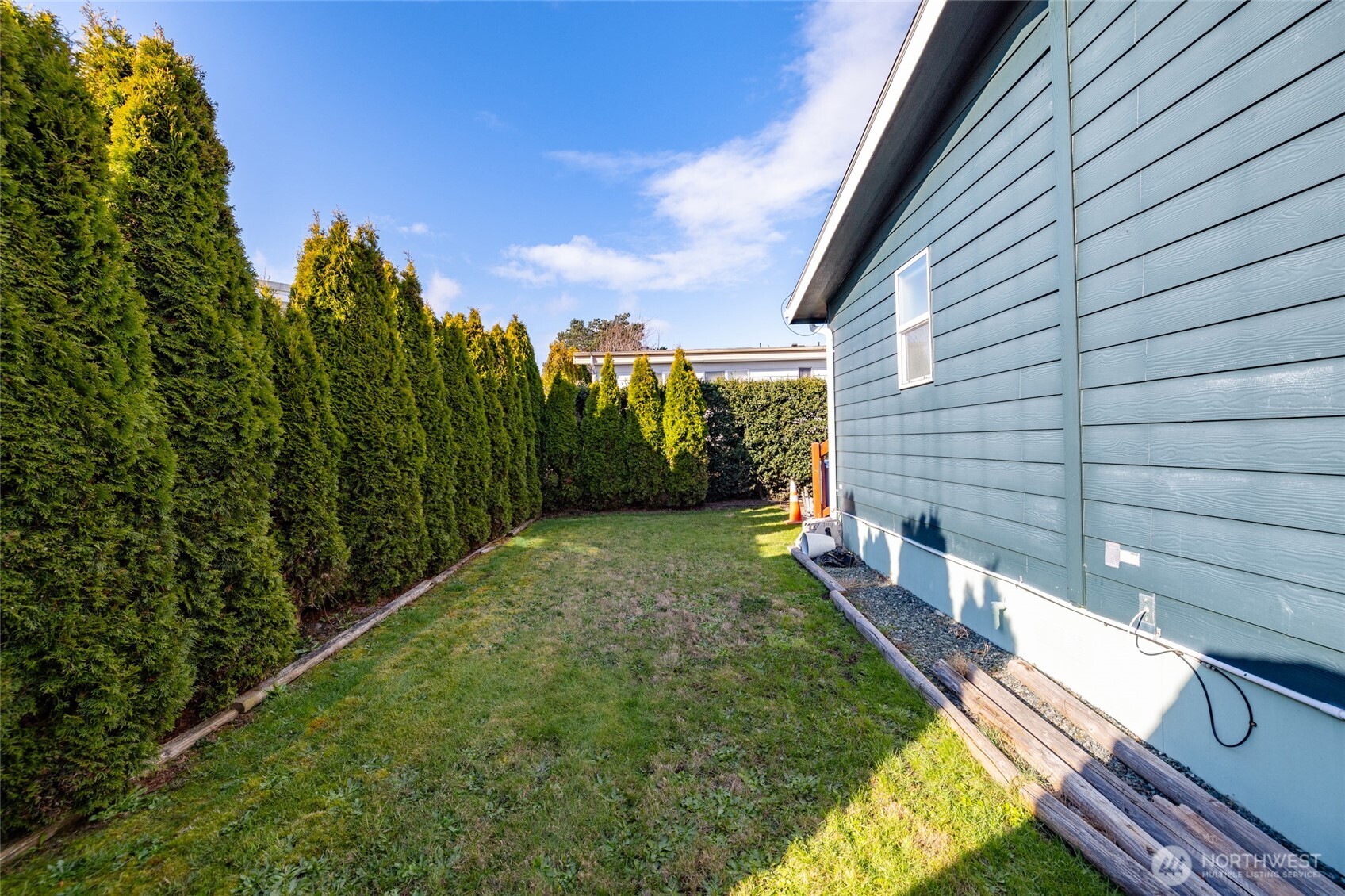 225 NE Ernst Street Unit: 73