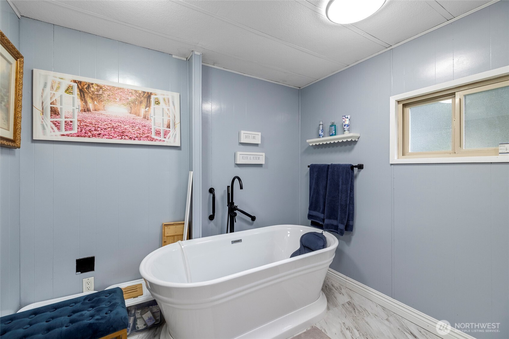 4565 Woodland Circle