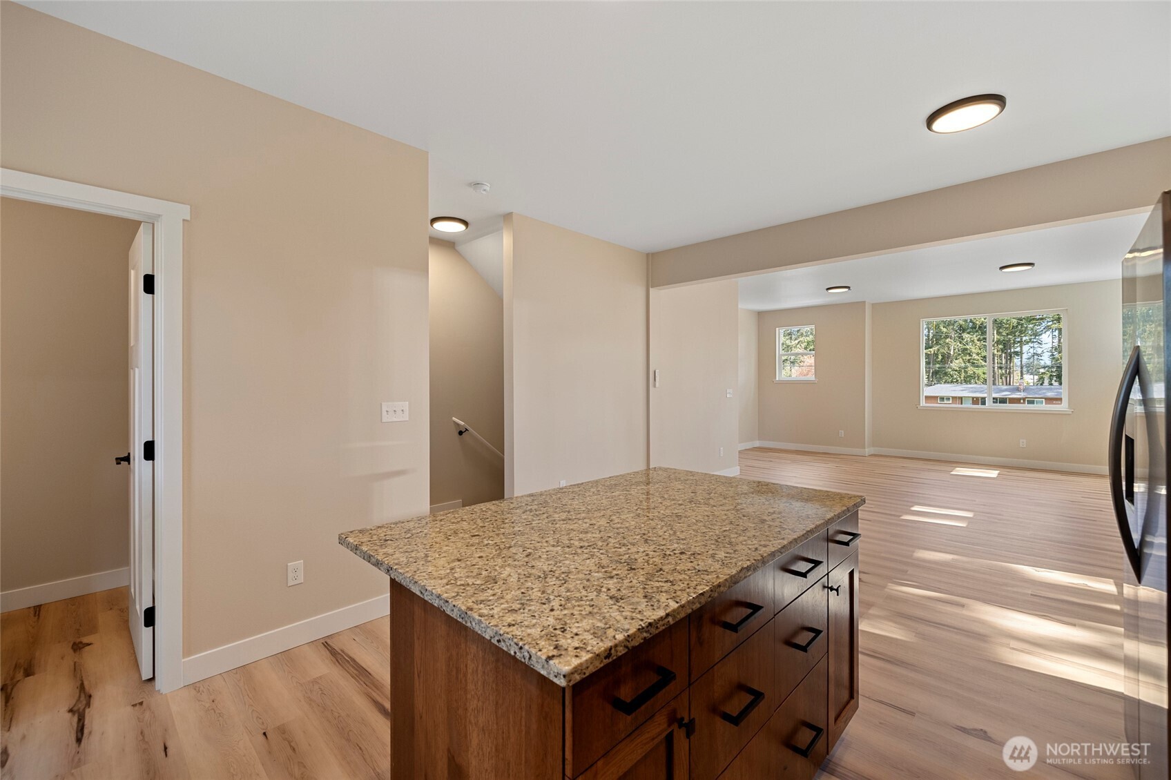 945 NW Heller Street Unit: C2