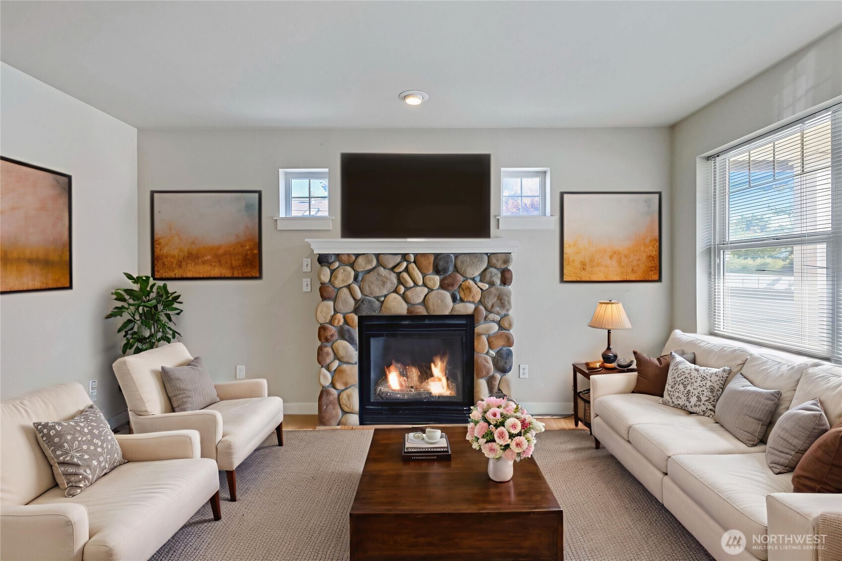 306 S Main Street Unit: A2