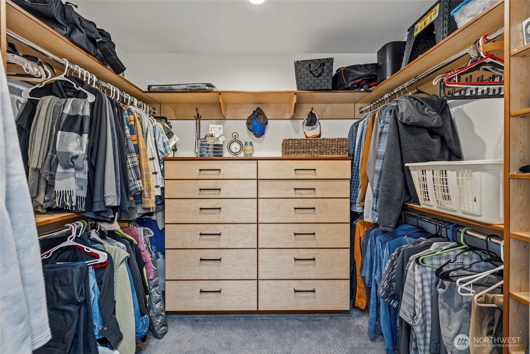 8177 Cultus Dr