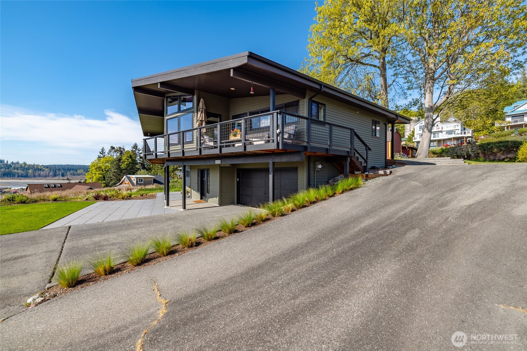 8177 Cultus Dr