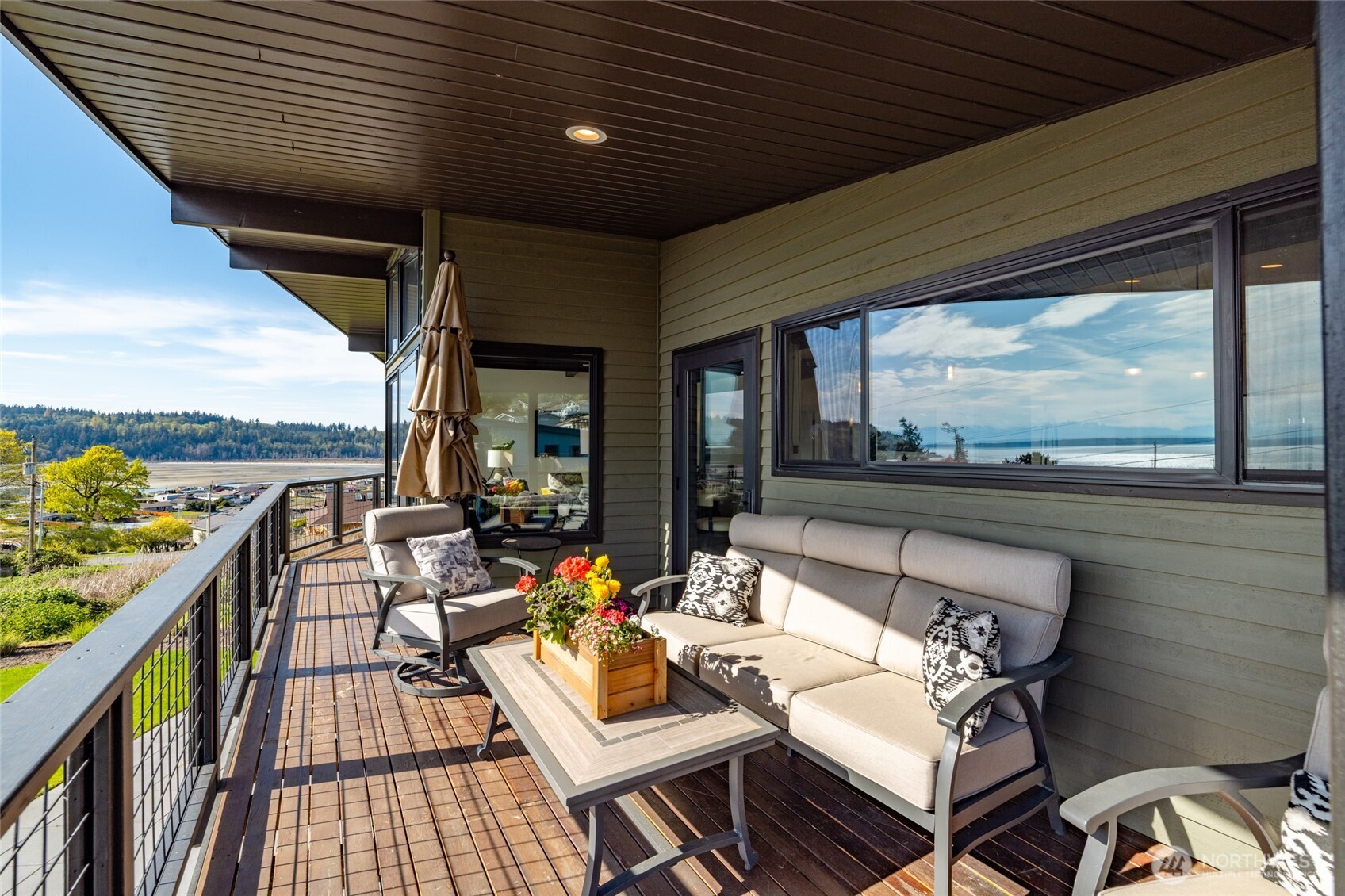 8177 Cultus Dr