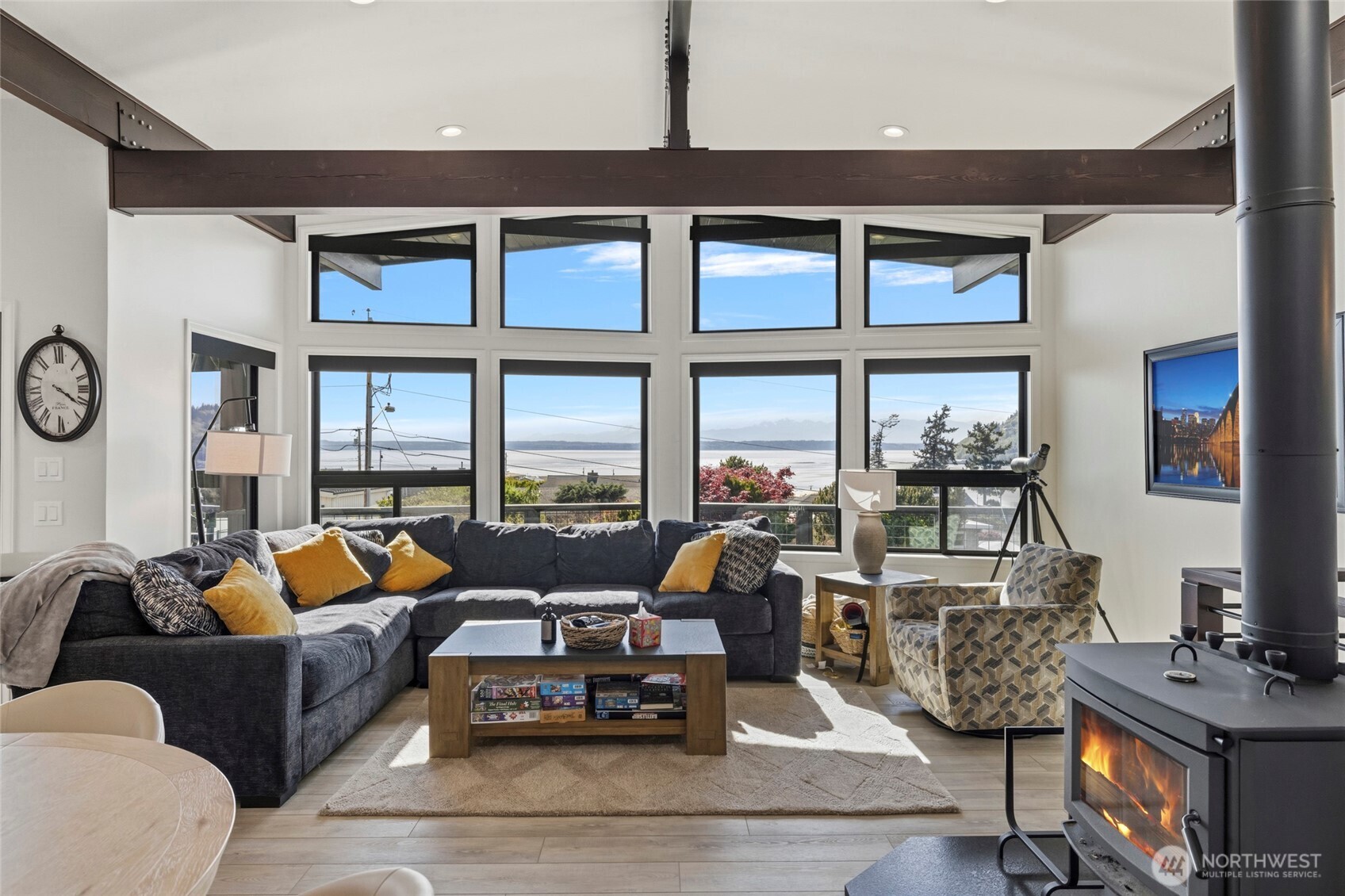8177 Cultus Dr
