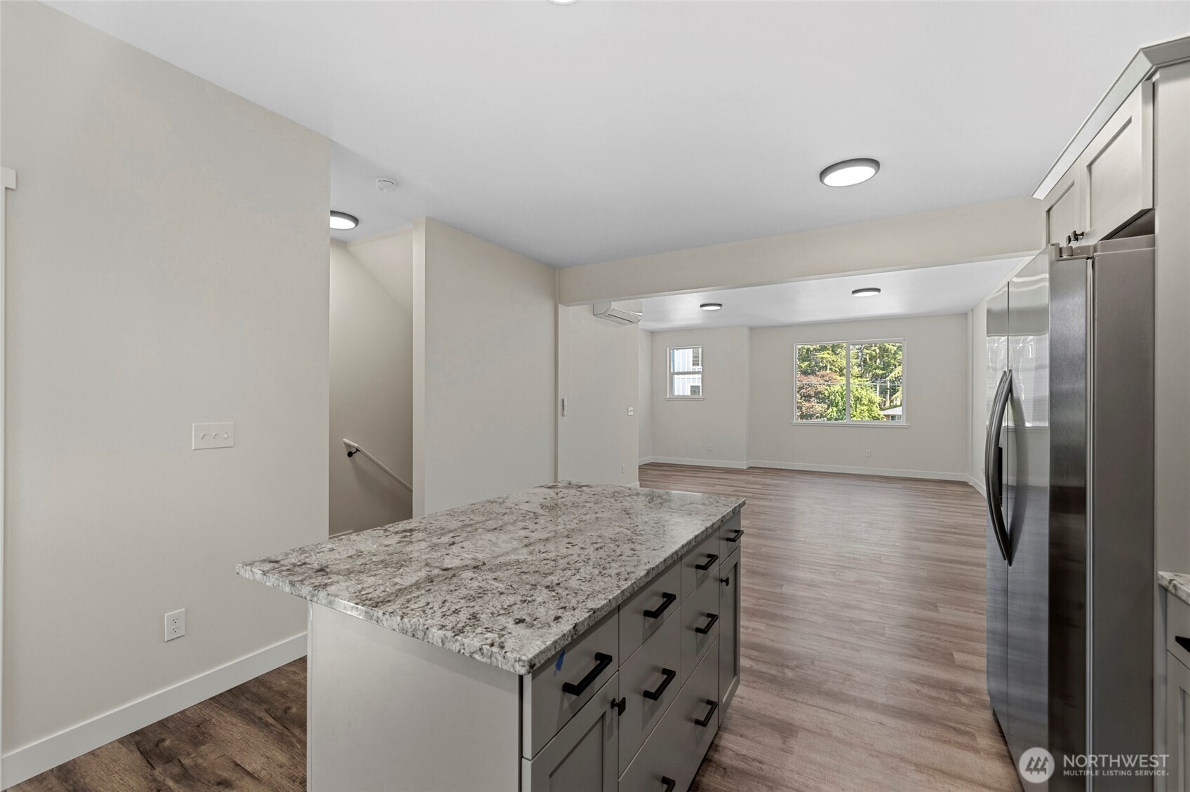 945 NW Heller Street Unit: A2