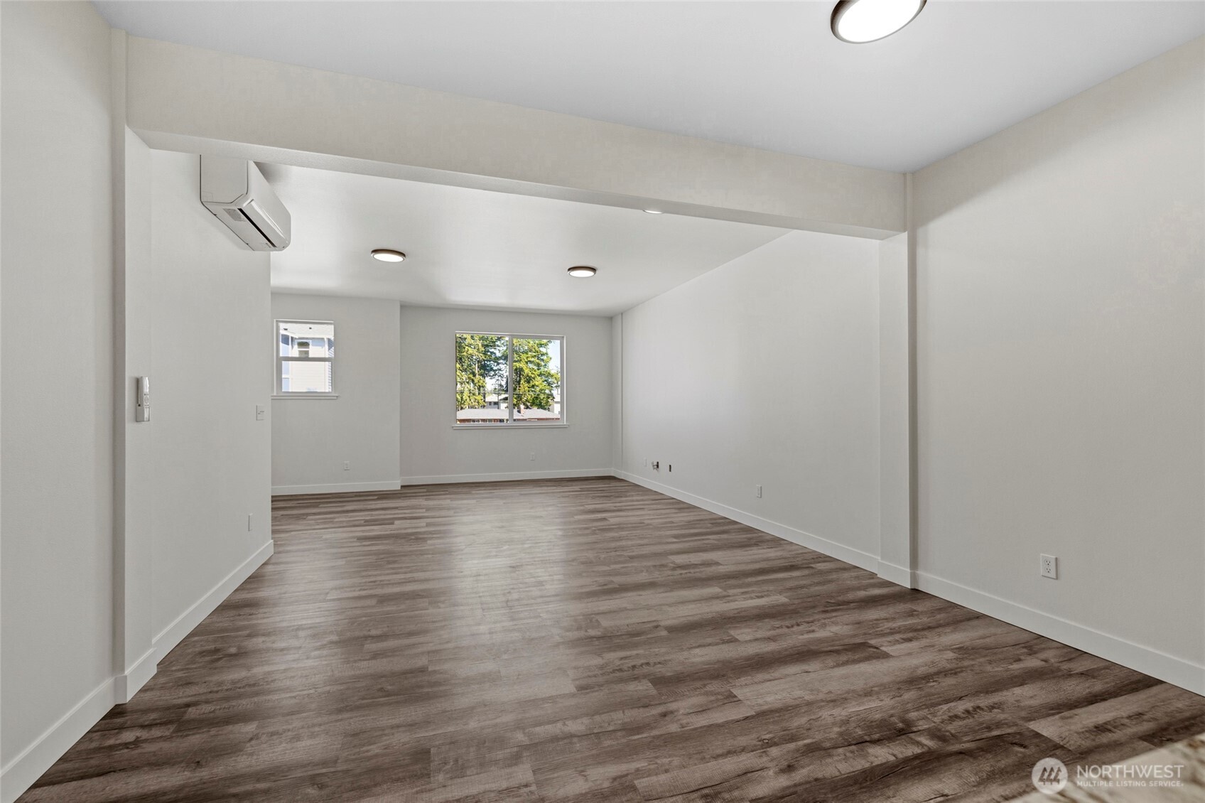 945 NW Heller Street Unit: A2