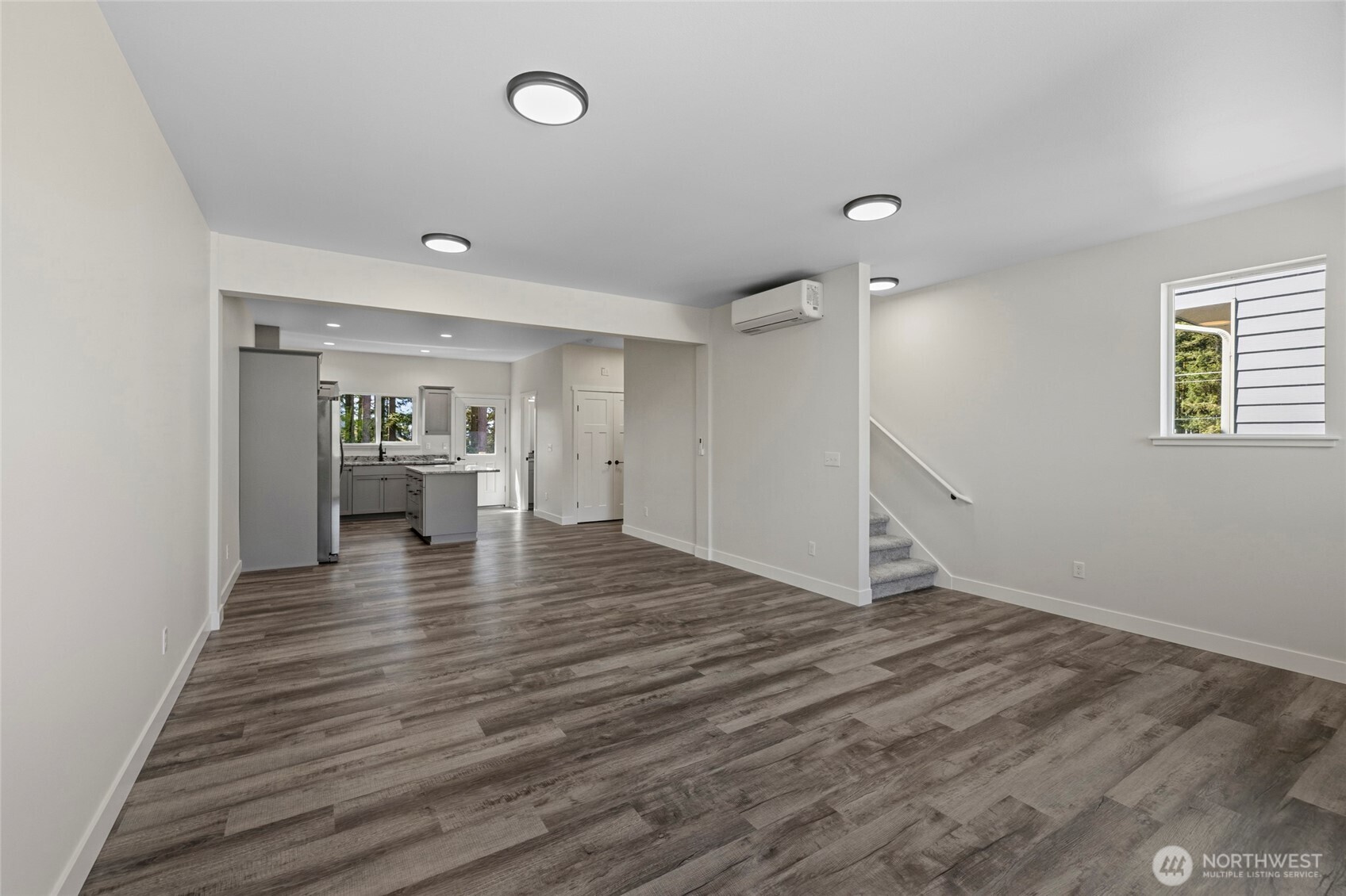 945 NW Heller Street Unit: A2
