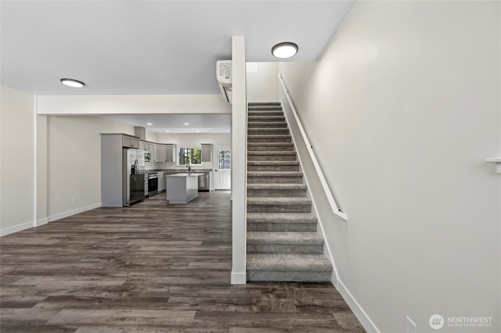 945 NW Heller Street Unit: A2