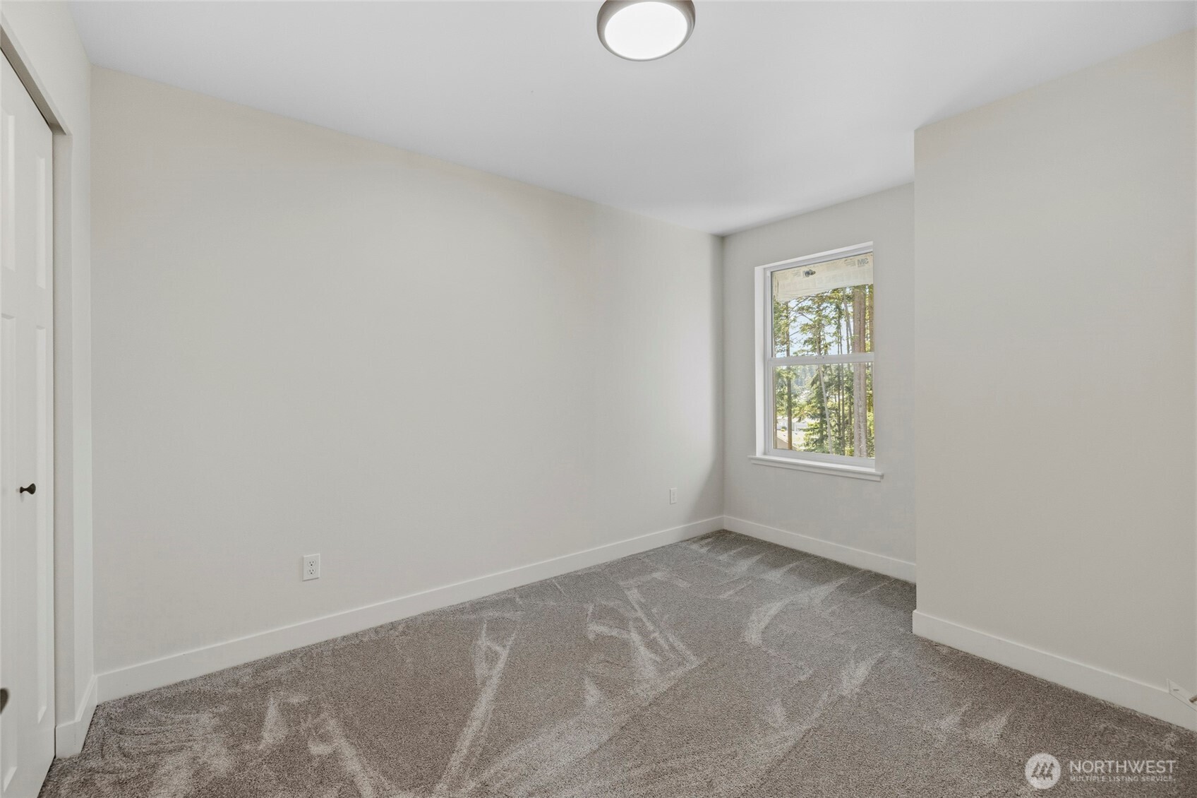 945 NW Heller Street Unit: A2