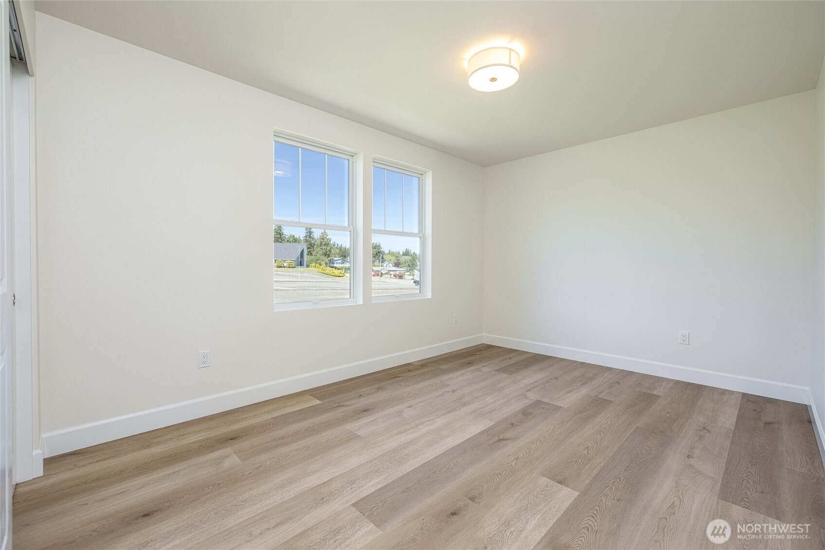 2916 K Avenue