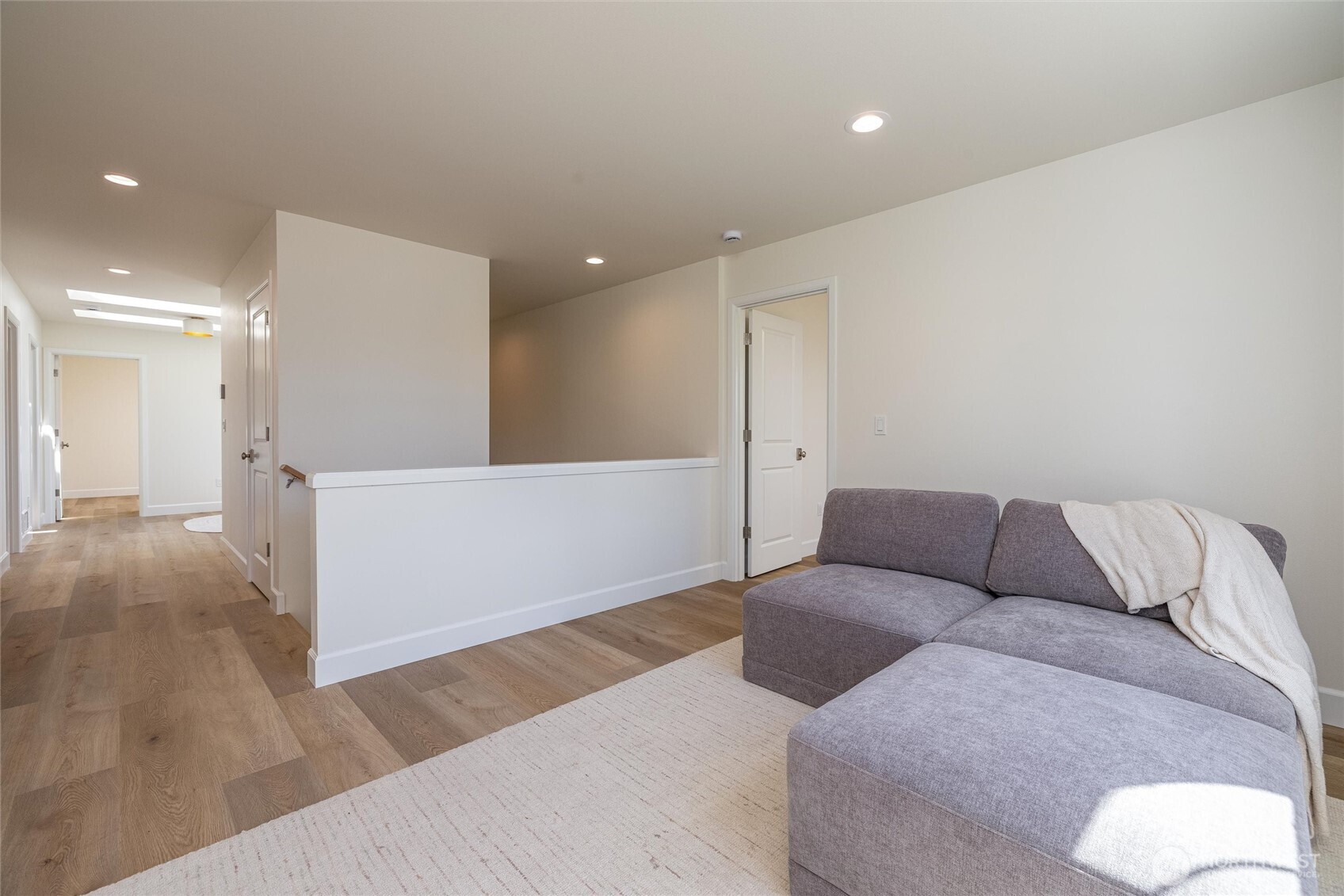 2916 K Avenue