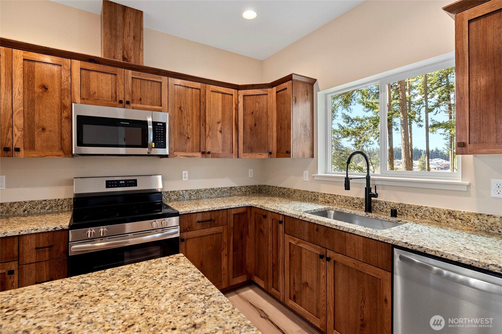 945 NW Heller Street Unit: A1