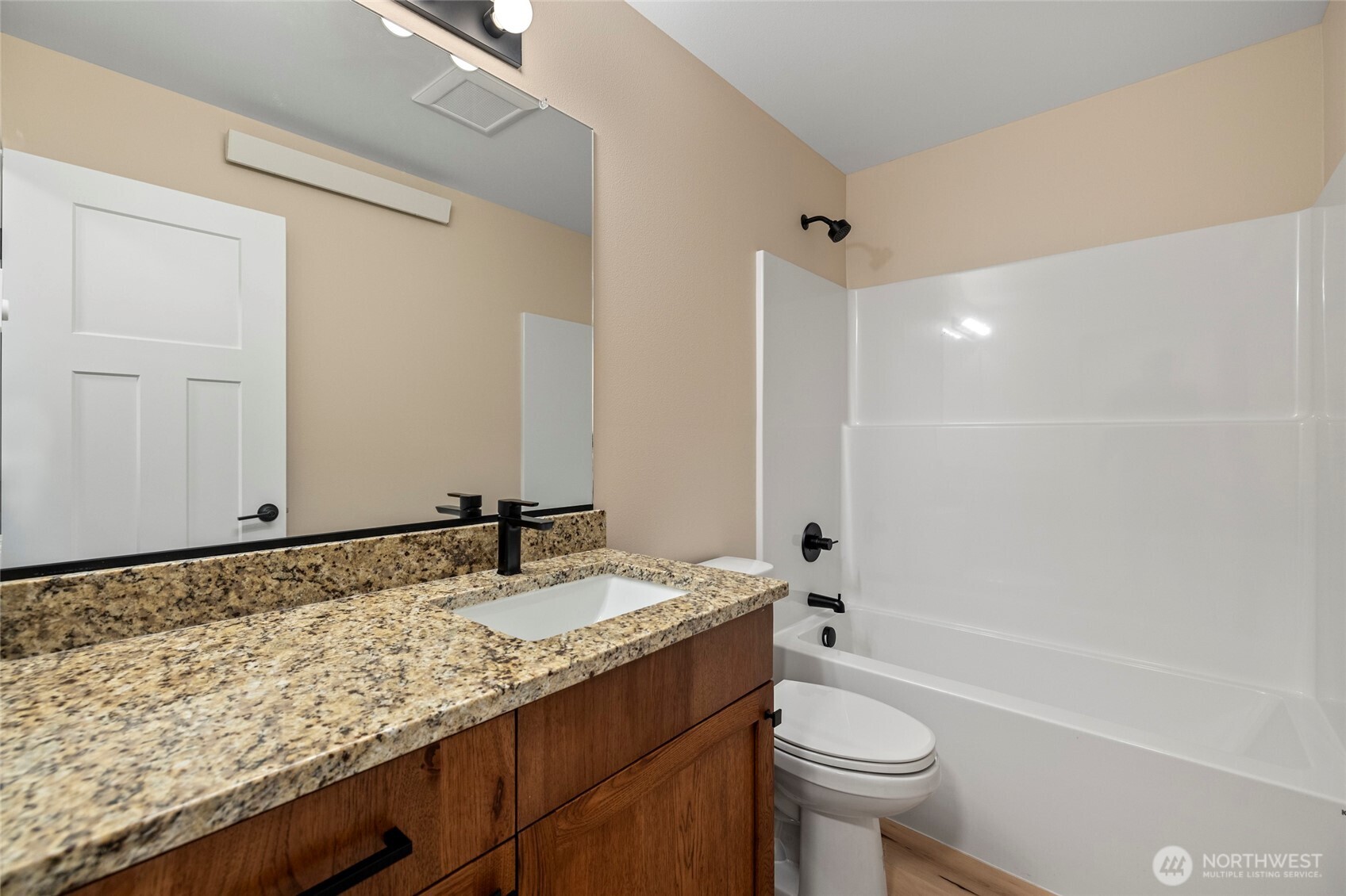 945 NW Heller Street Unit: A1
