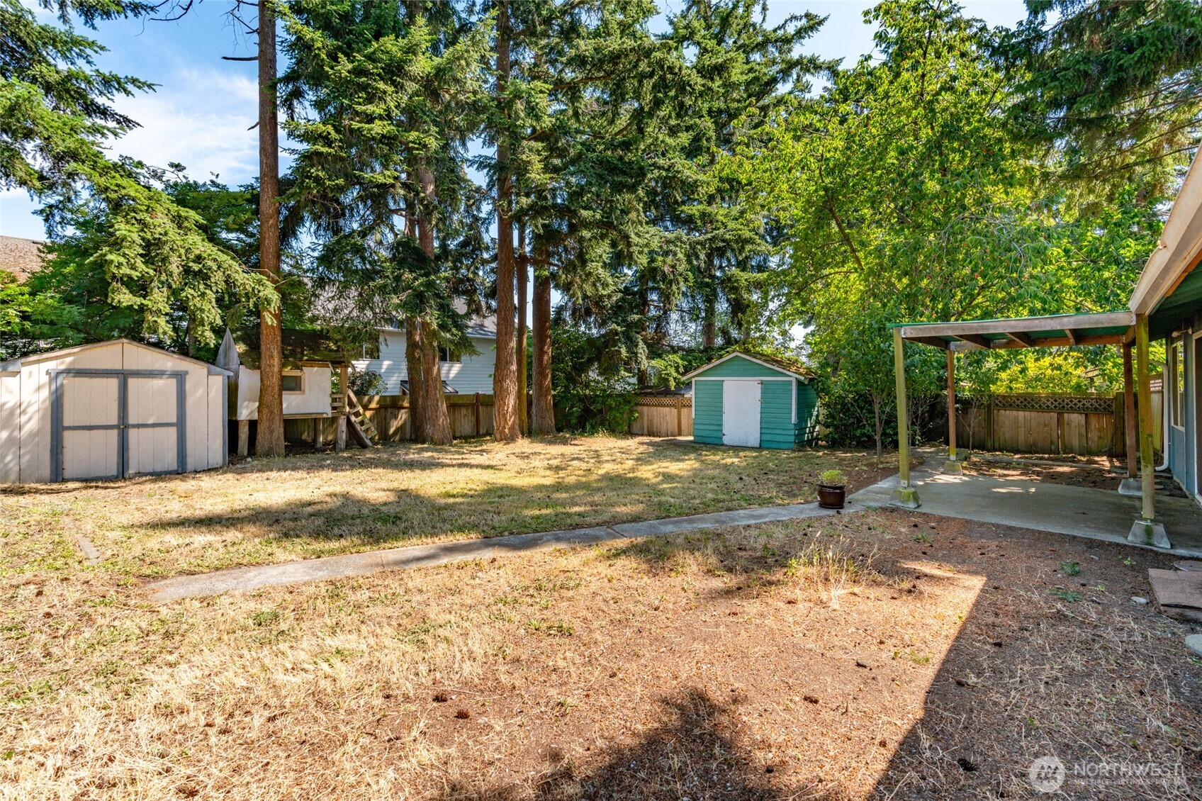 1112 Ridgeway Drive