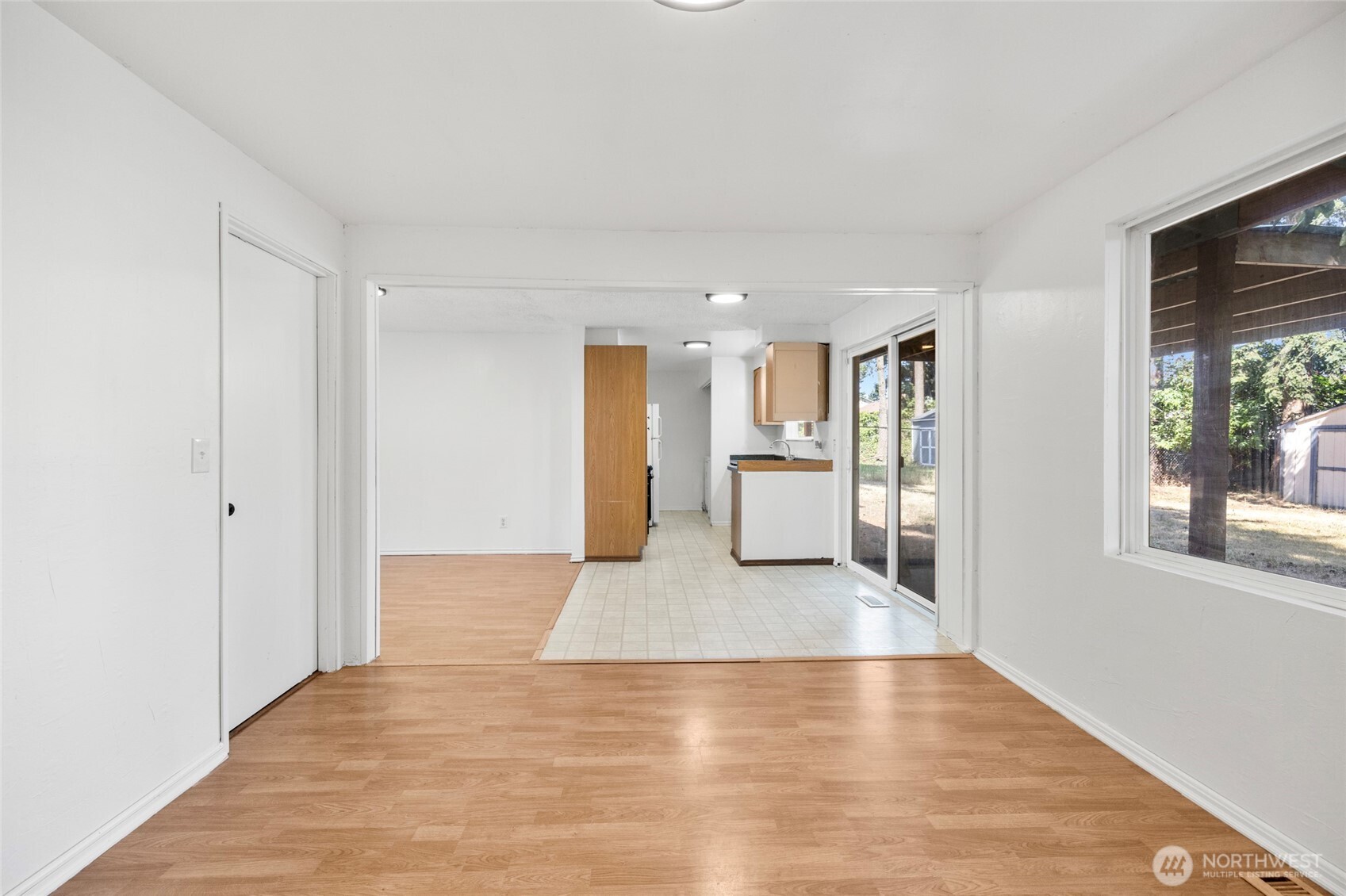 1112 Ridgeway Drive