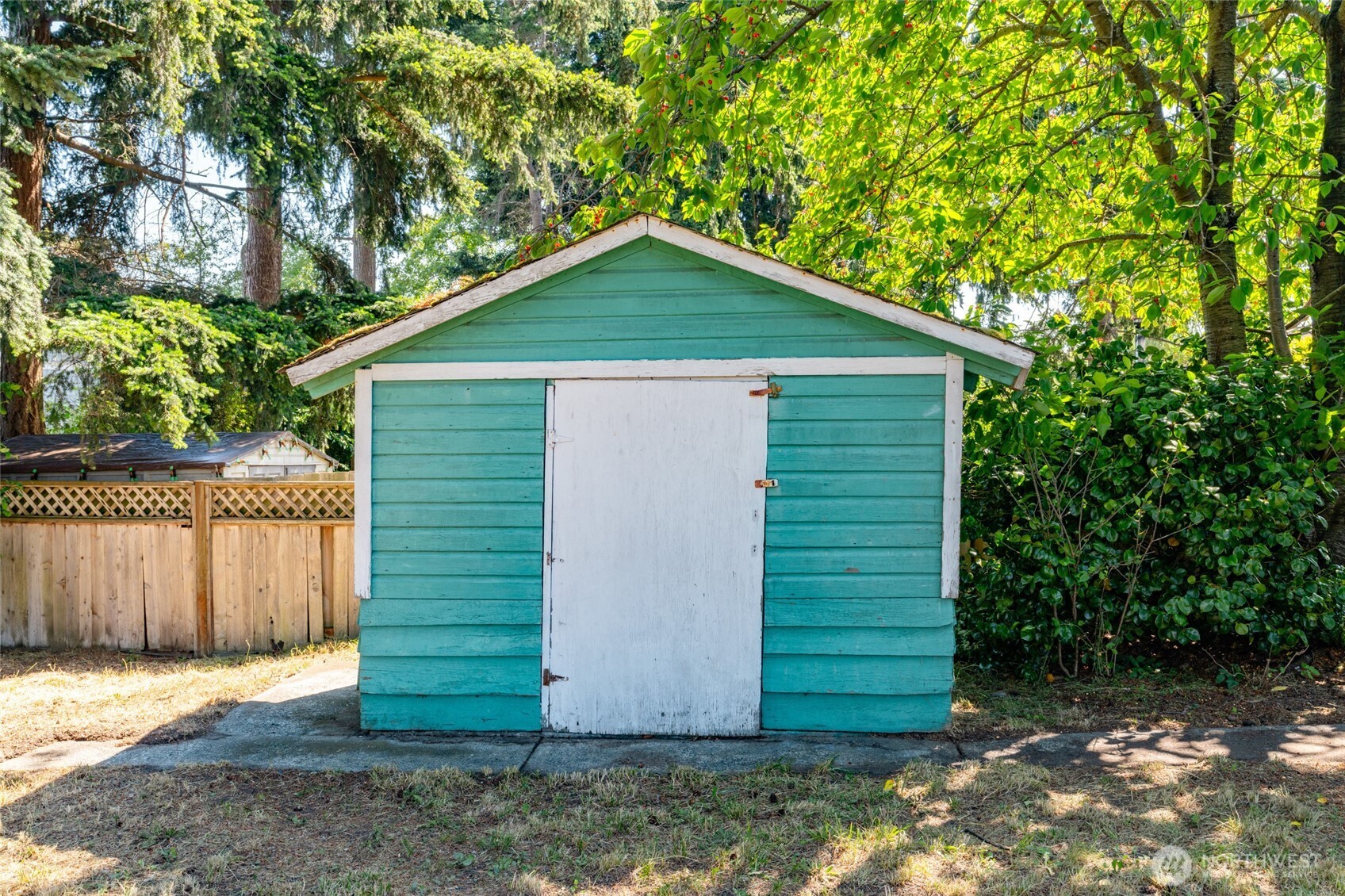 1112 Ridgeway Drive