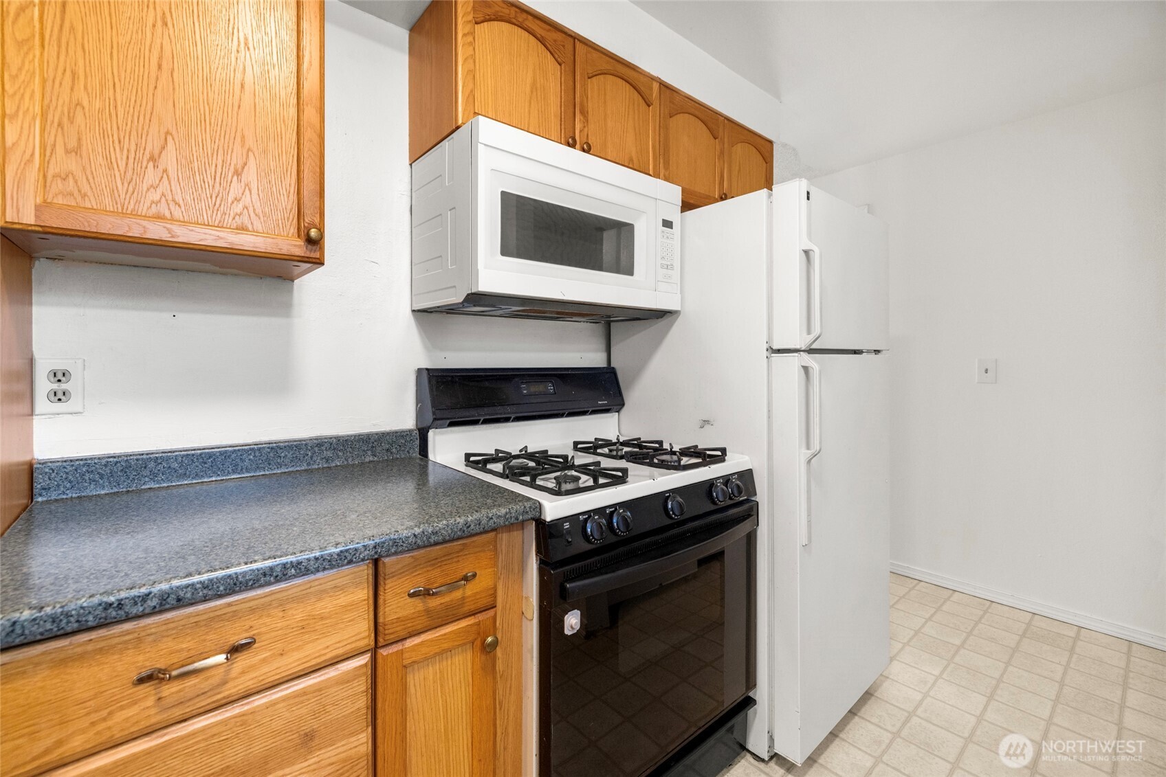 1112 Ridgeway Drive
