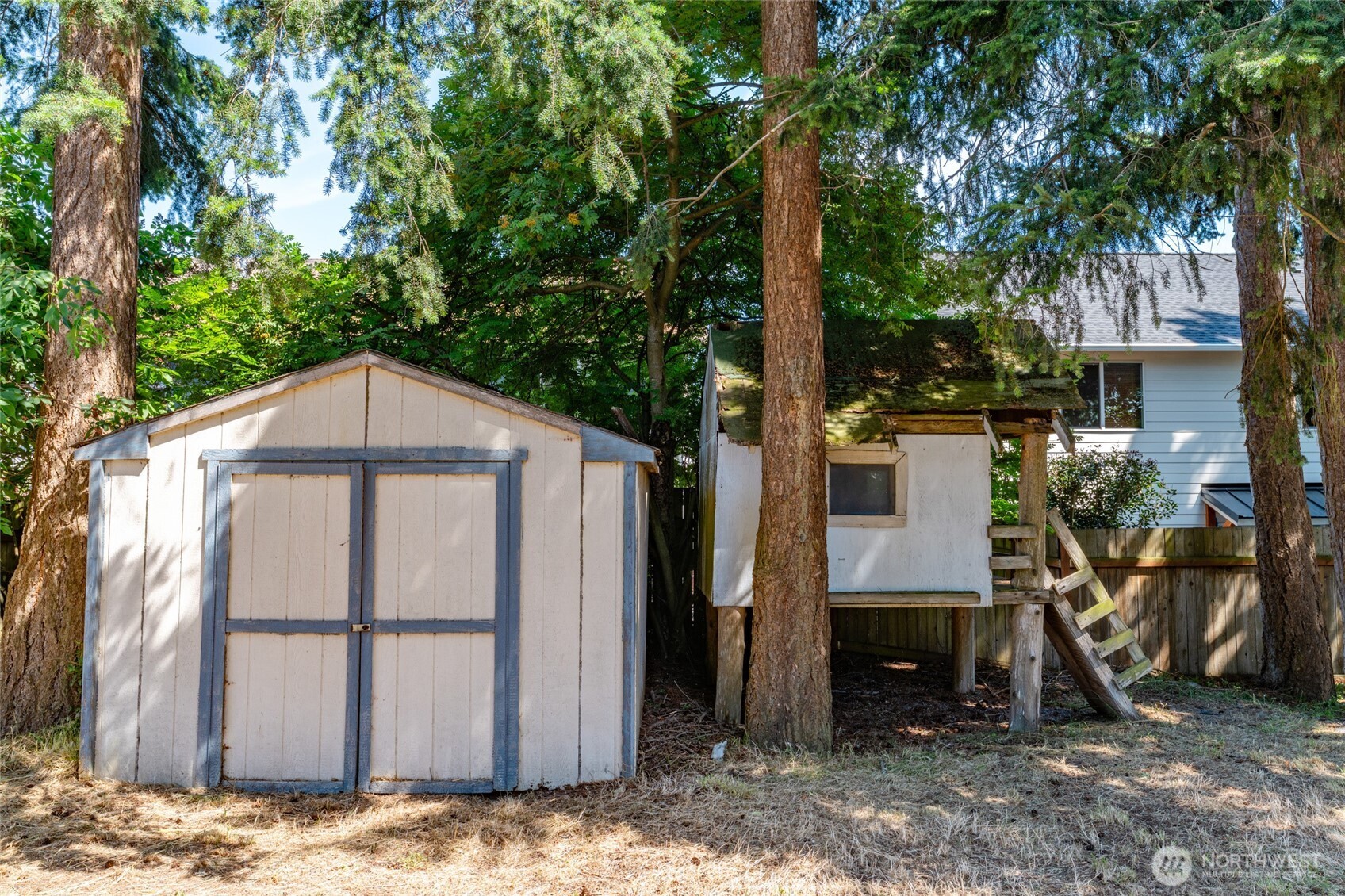 1112 Ridgeway Drive