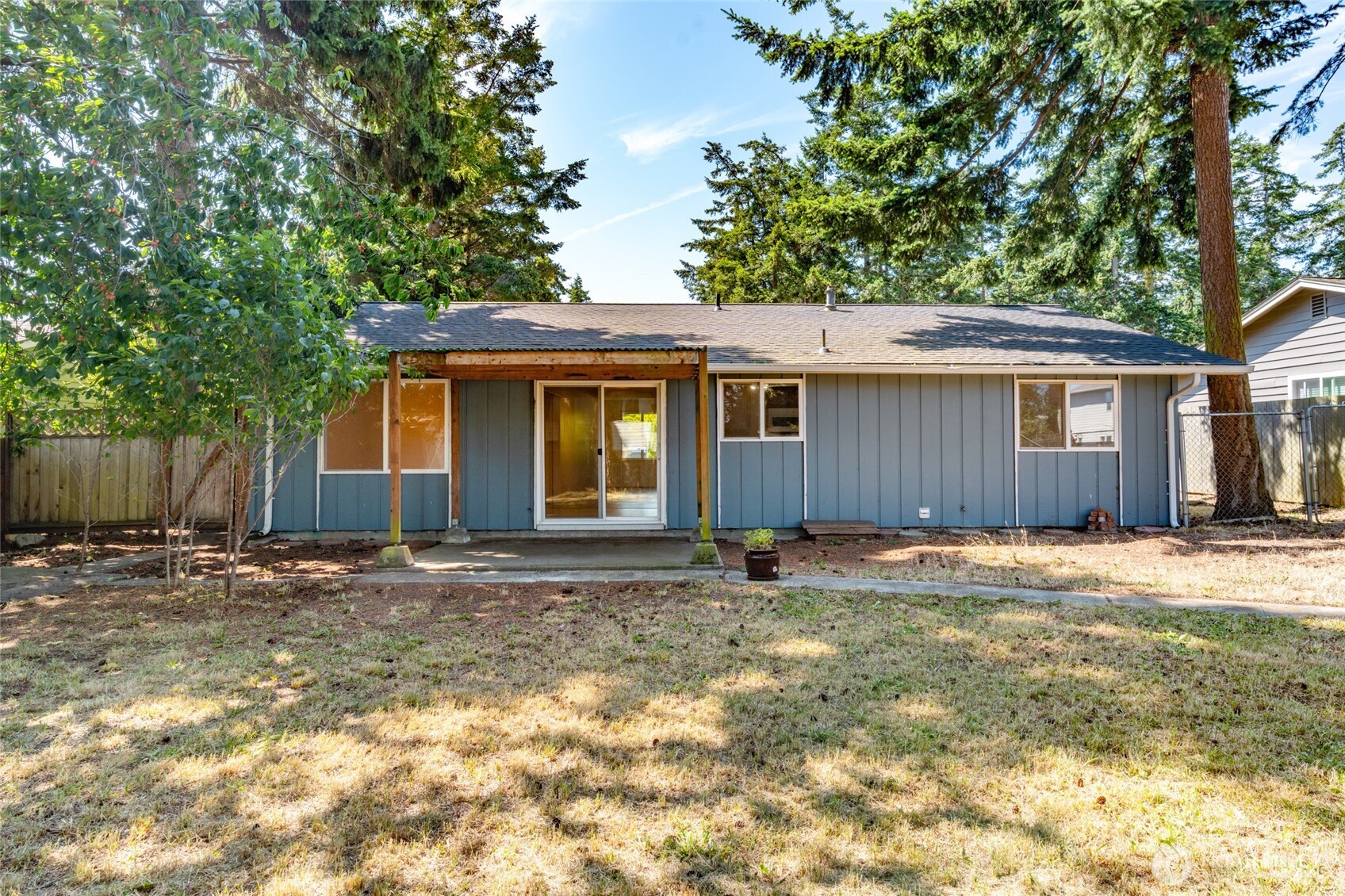 1112 Ridgeway Drive