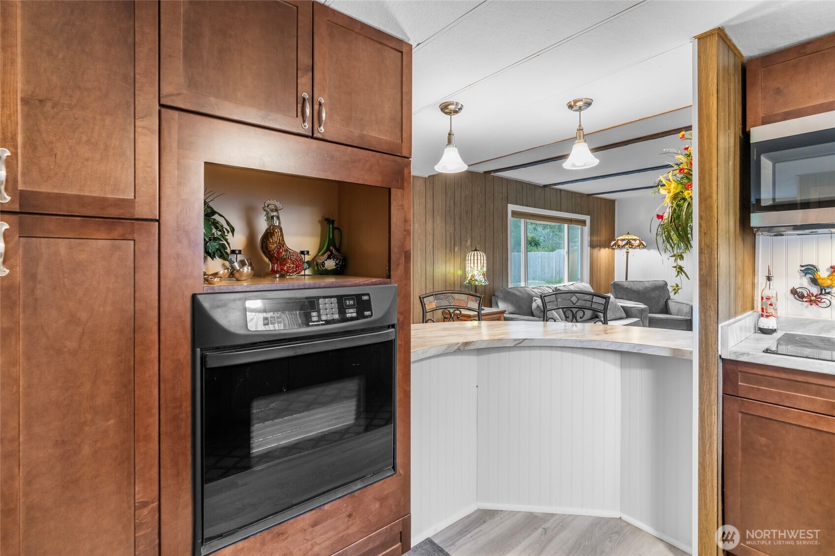 590 Ocean View Drive