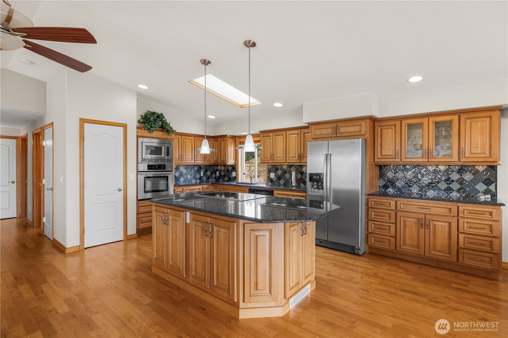 6226 Hinman Drive