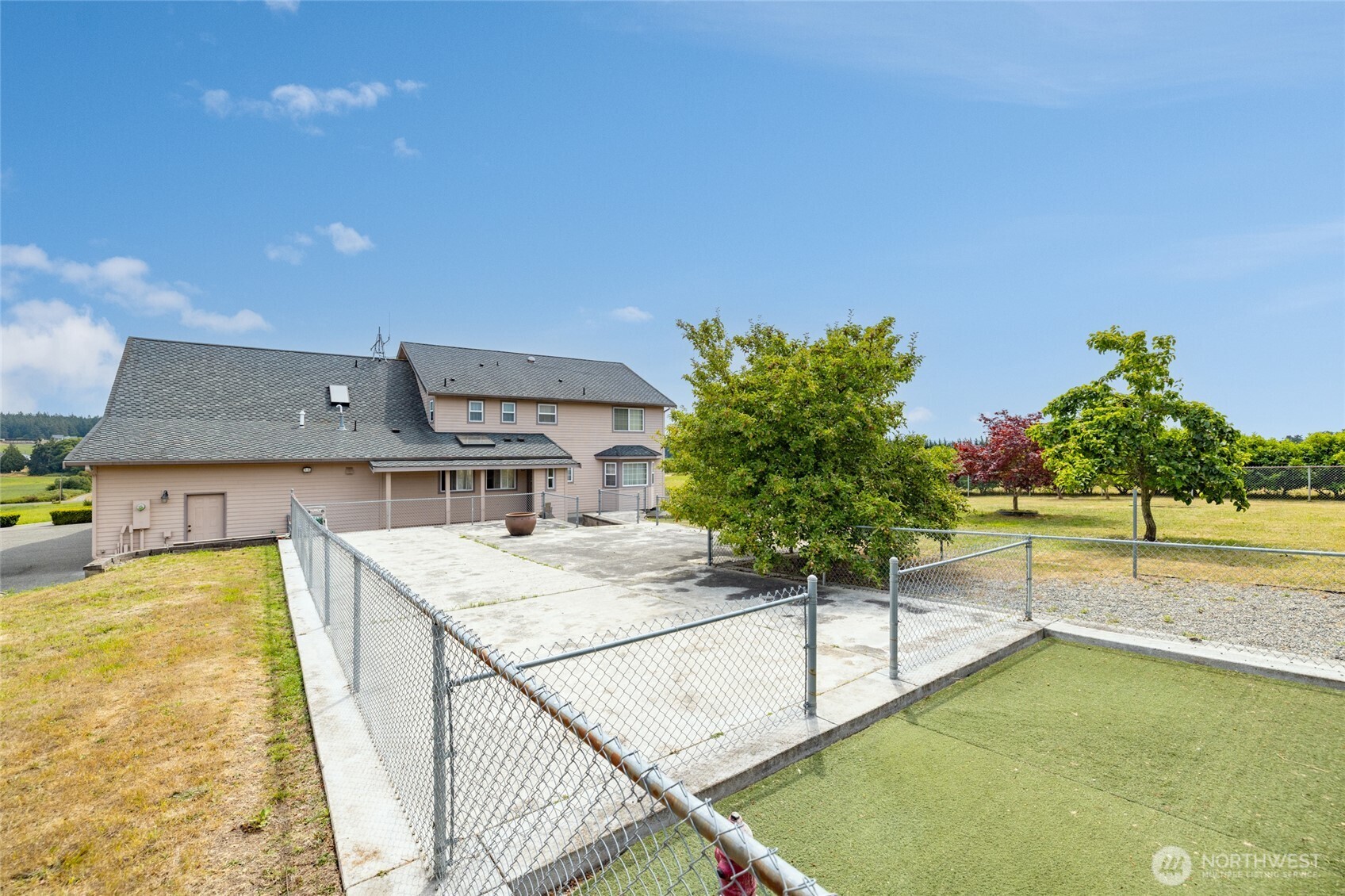 1049 Burchell Road