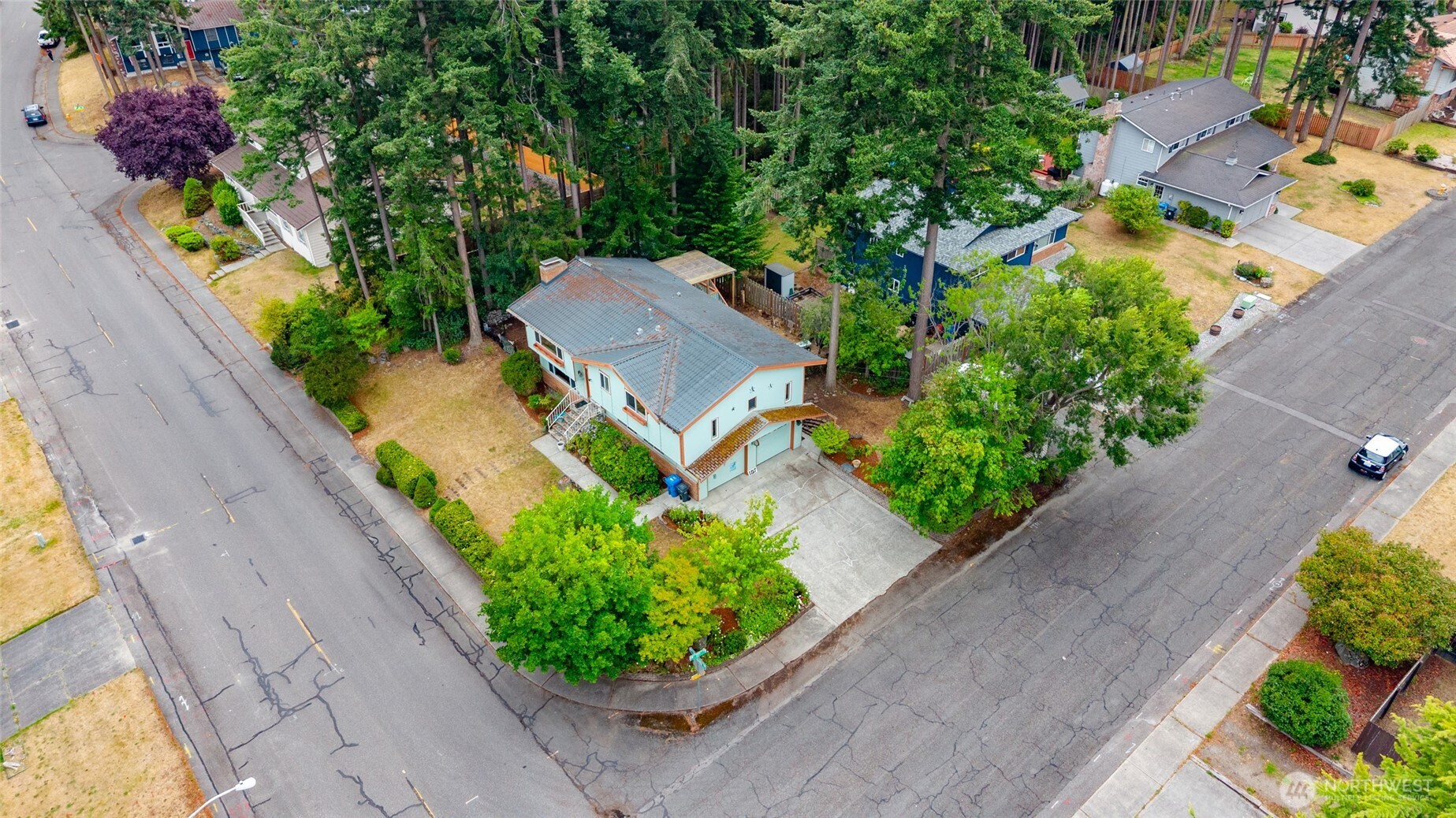 1127 SW Fairhaven Drive