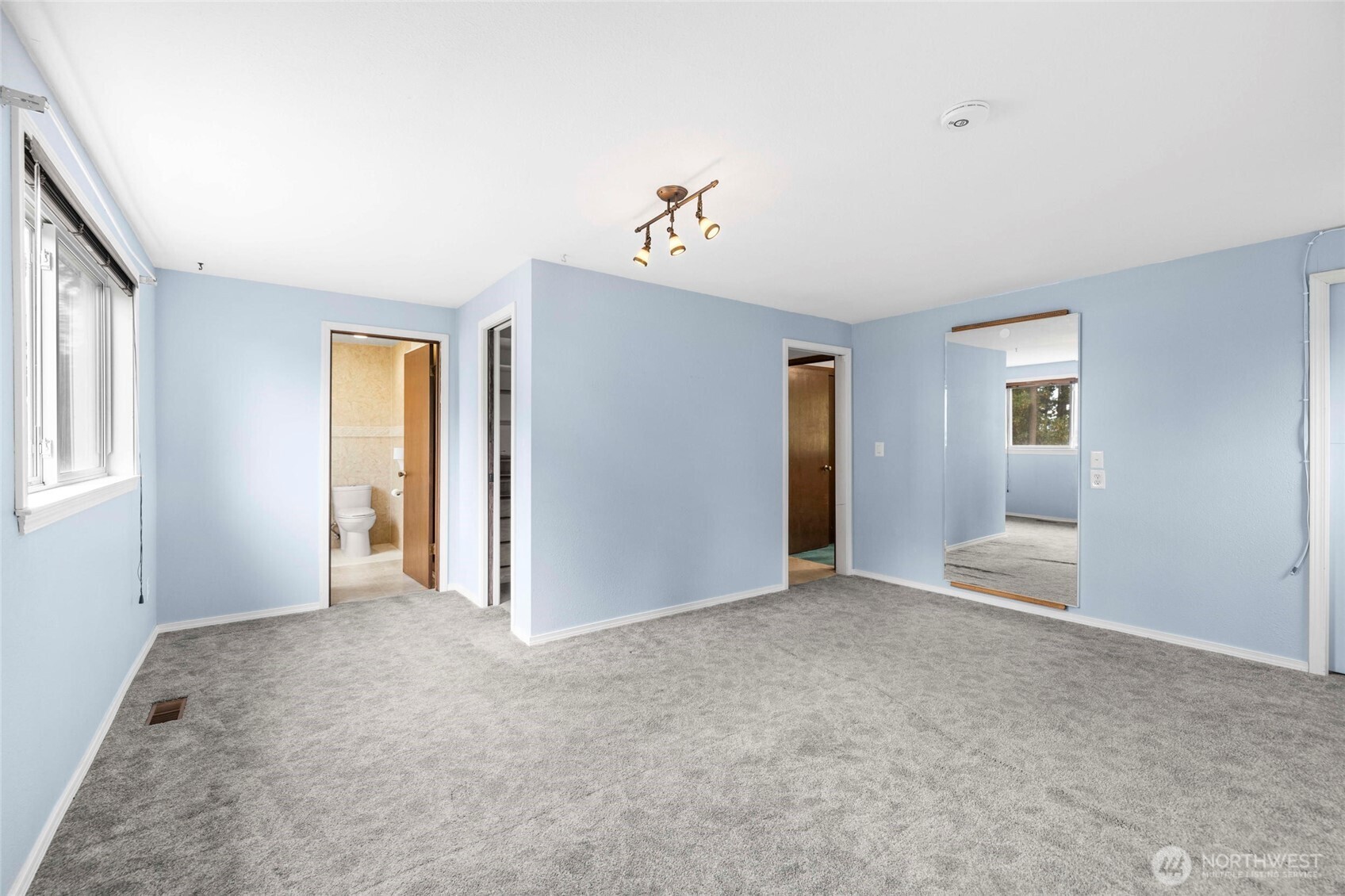1127 SW Fairhaven Drive