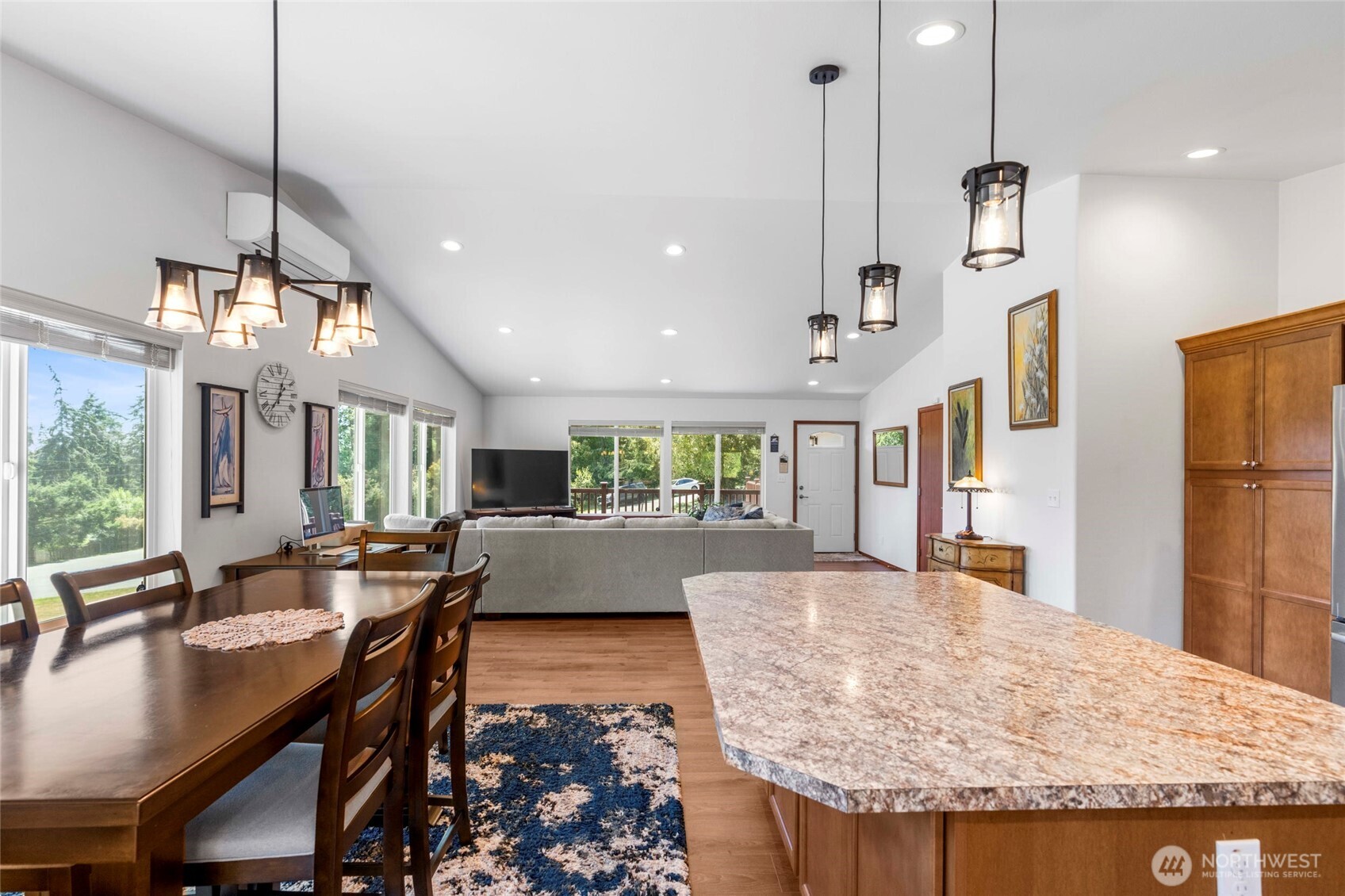 1415 Highland Drive