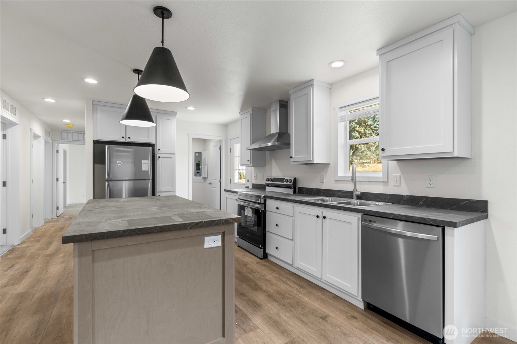 1243 Admirals Drive