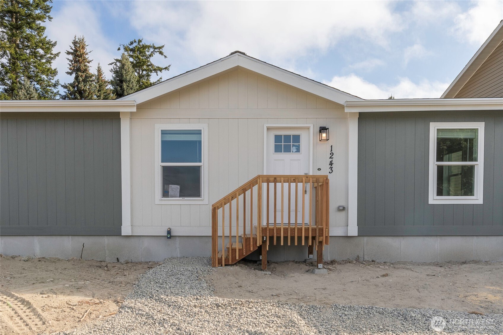 1243 Admirals Drive