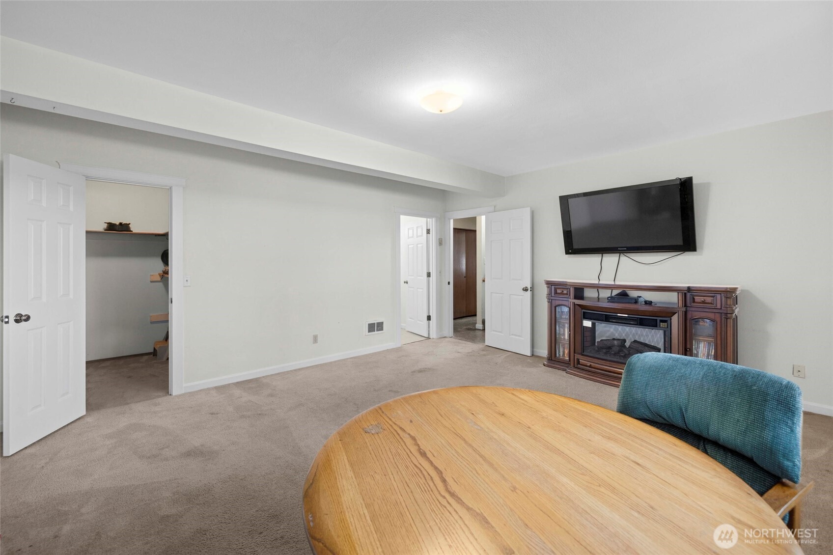 637 Cranberry Drive