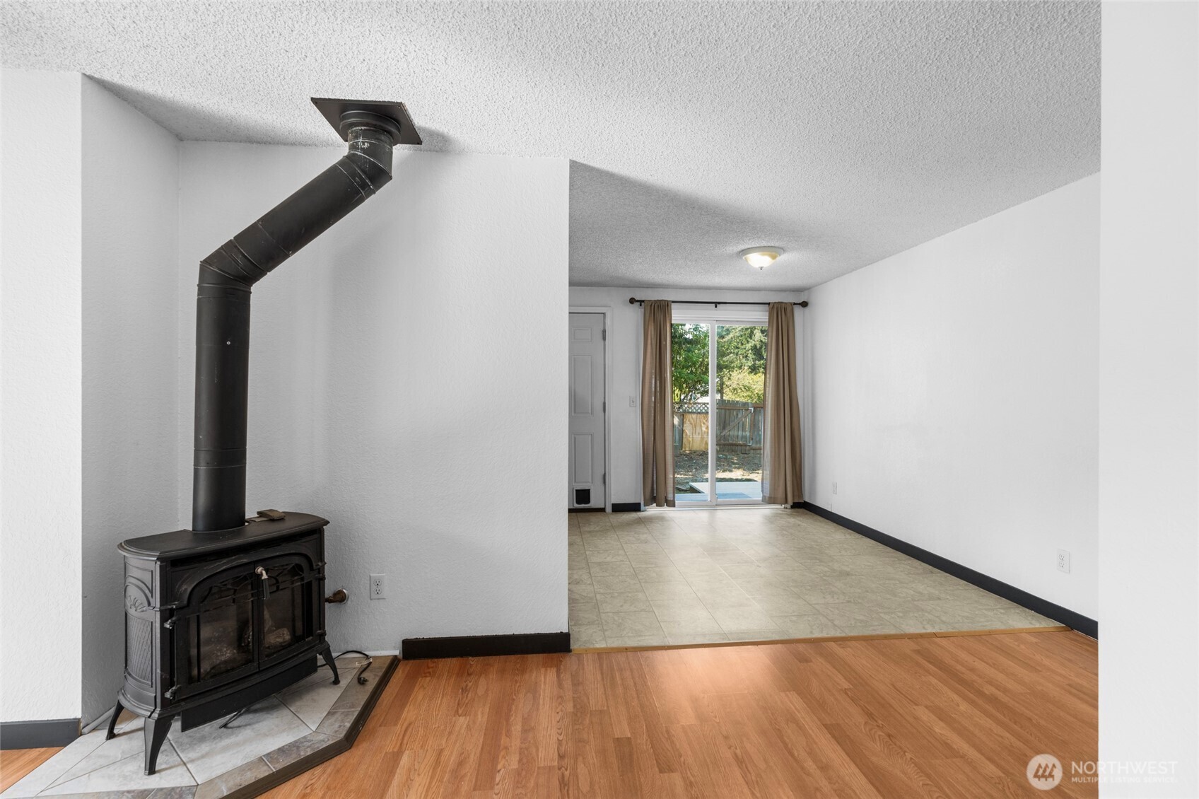 988 Ridgeway Drive