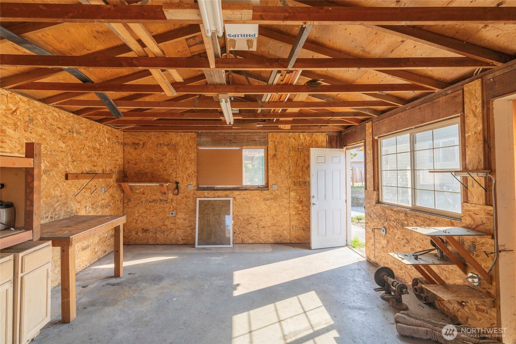 988 Ridgeway Drive