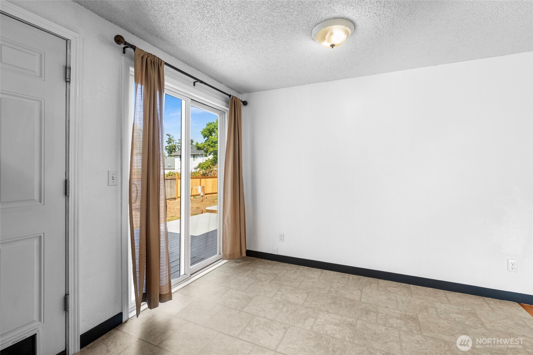 988 Ridgeway Drive
