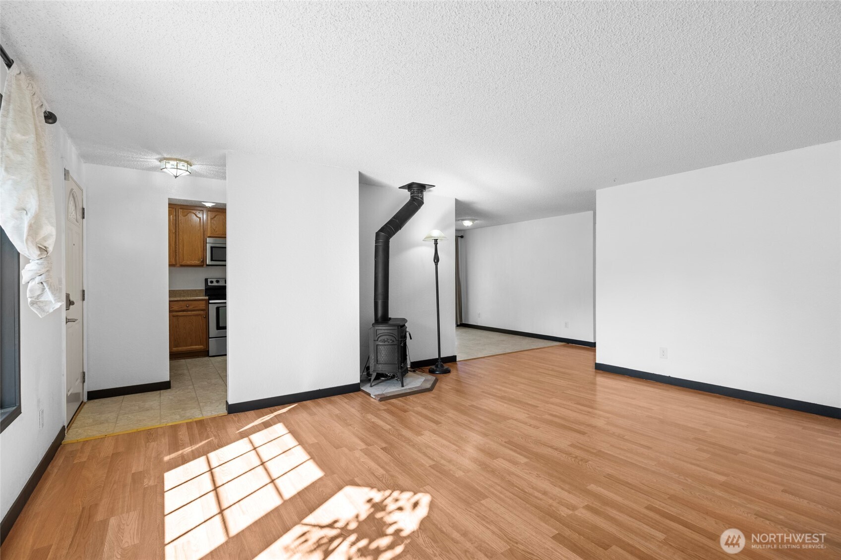 988 Ridgeway Drive