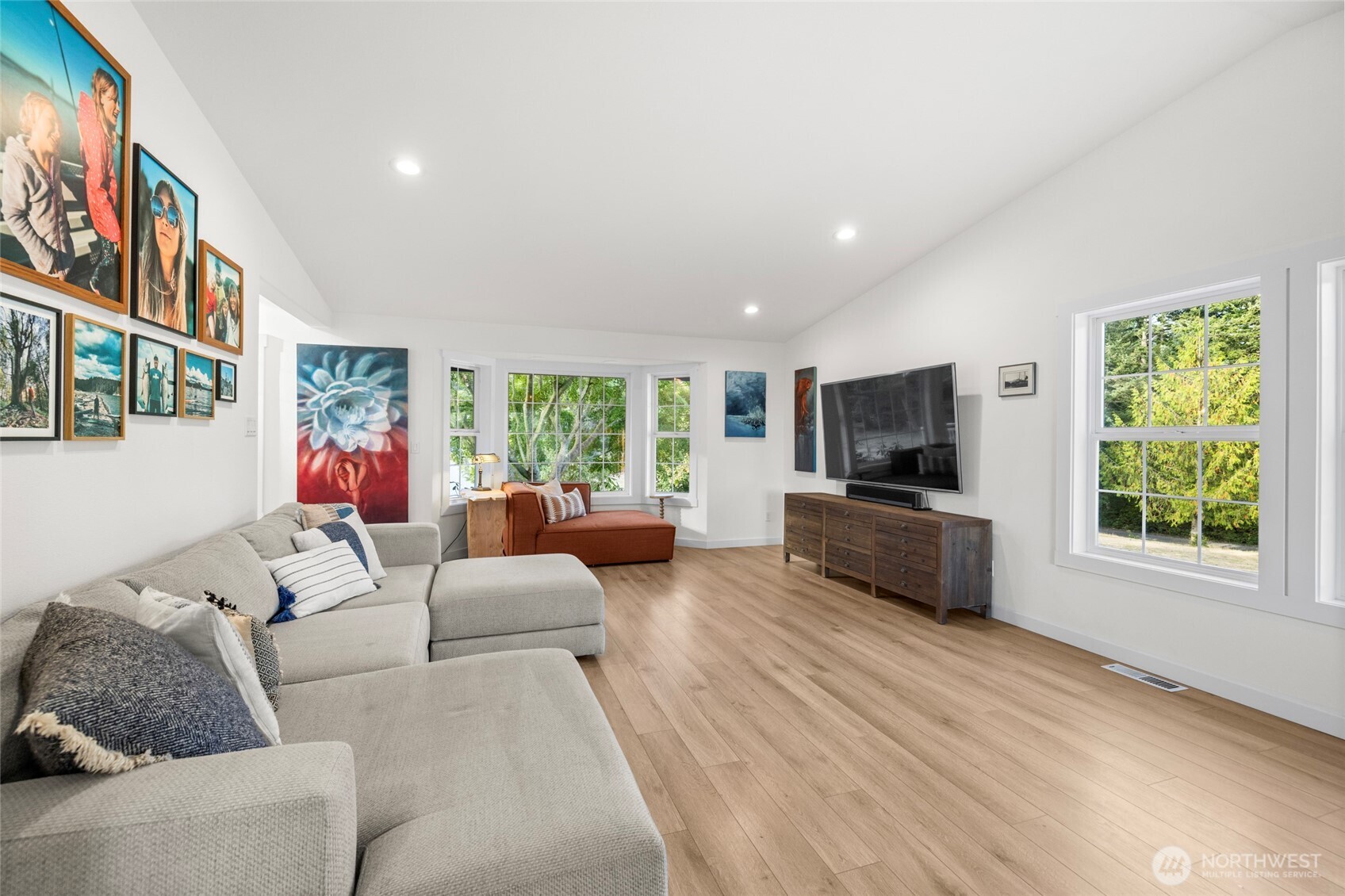 1407 Arnold Road