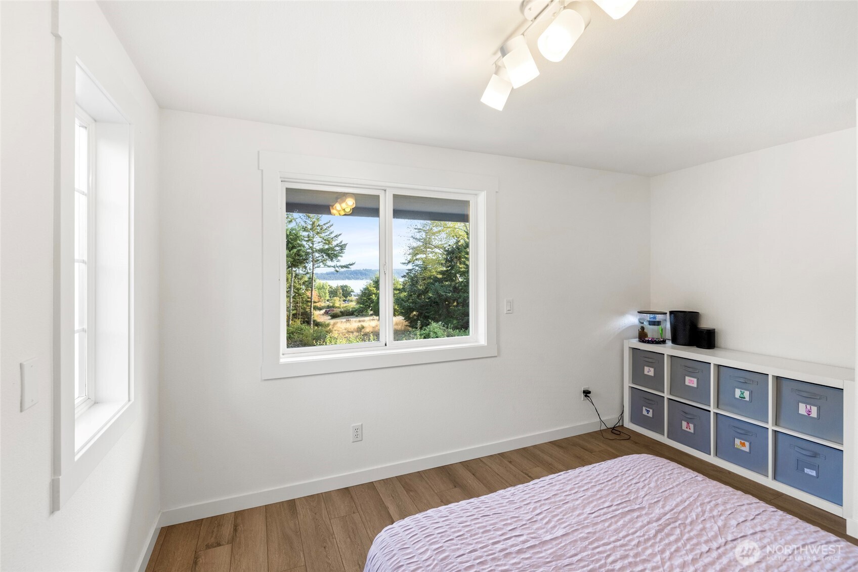 1407 Arnold Road