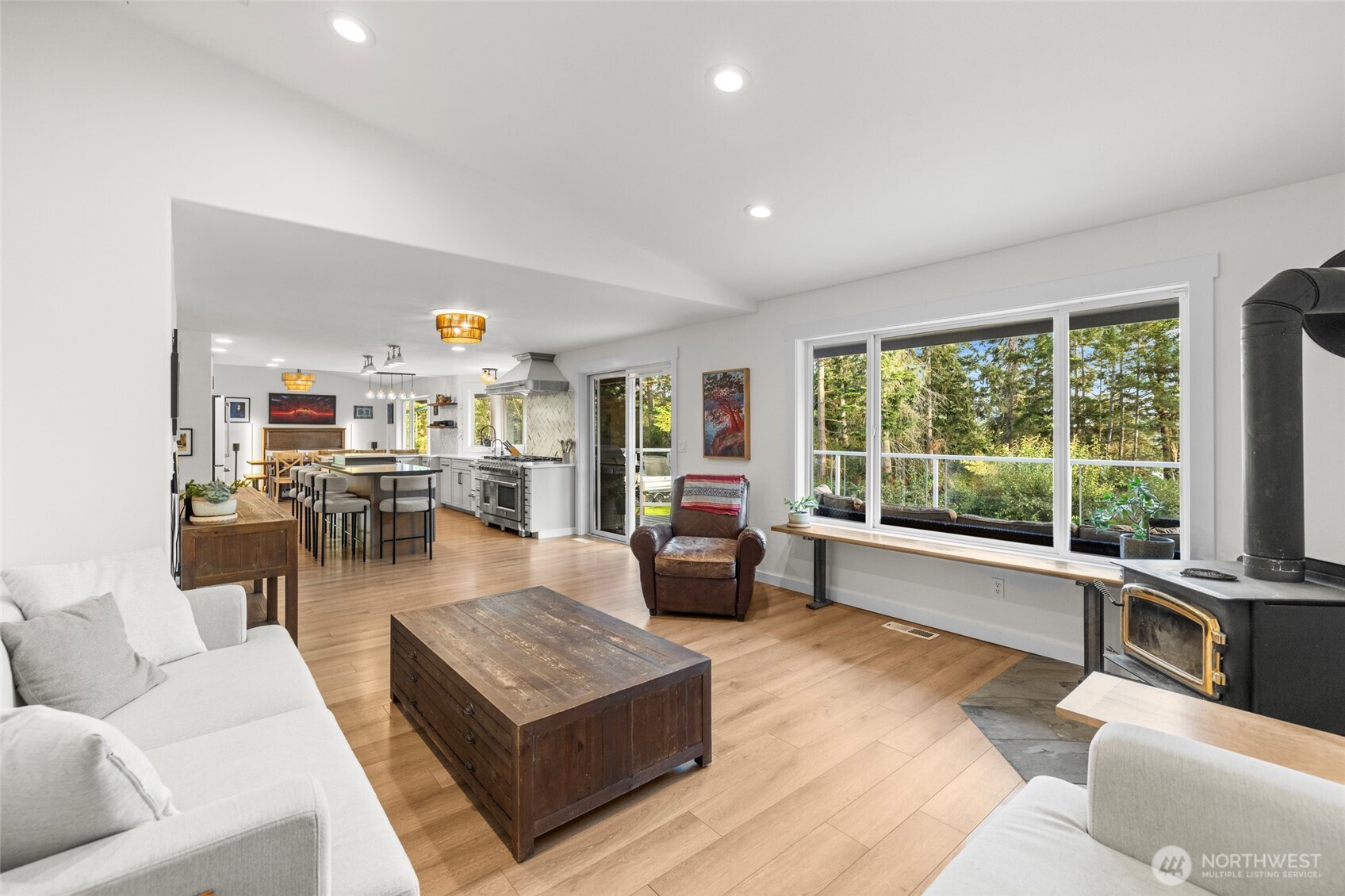 1407 Arnold Road