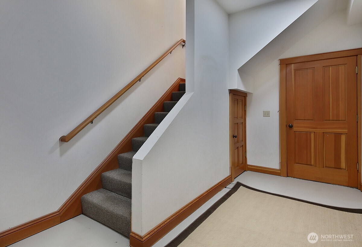6598 Columbia Beach Dr.